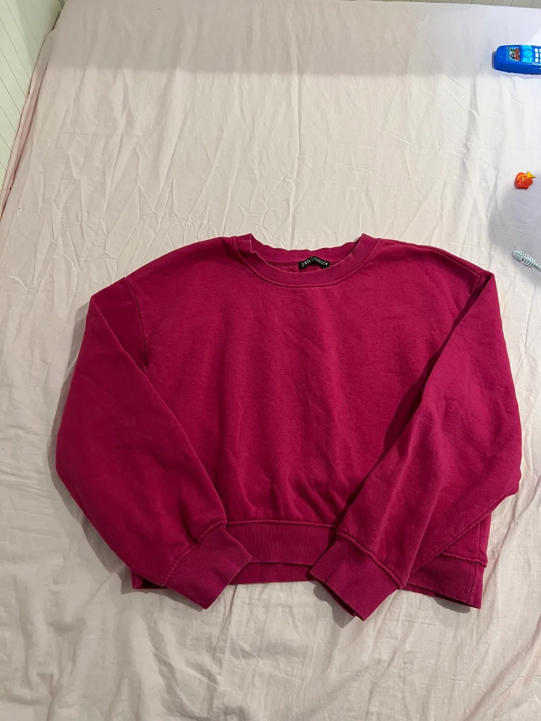 Zara Pink Cropped Sweatshirt Size Medium thumbnail