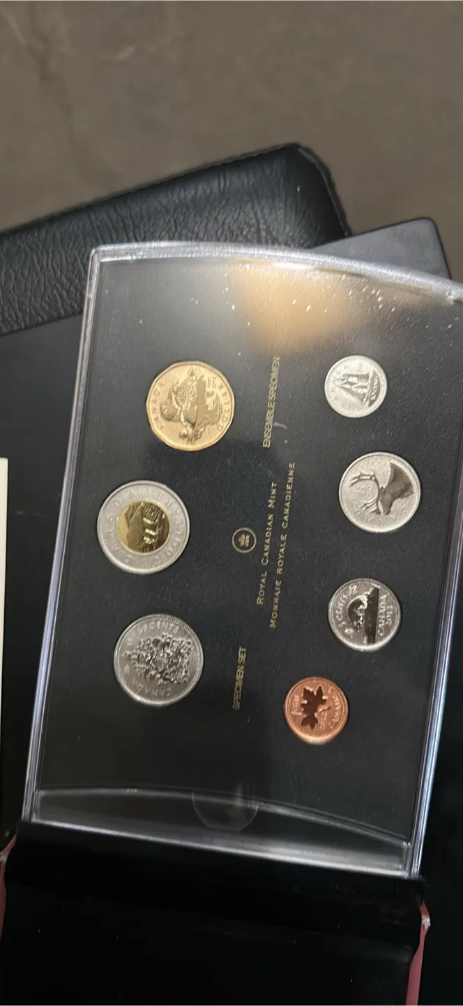 2012 Royal Canadian Mint Proof Set thumbnail