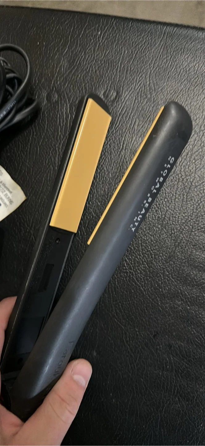 CHI 1 Inch Original Ceramic Flat Hair Styling Iron thumbnail