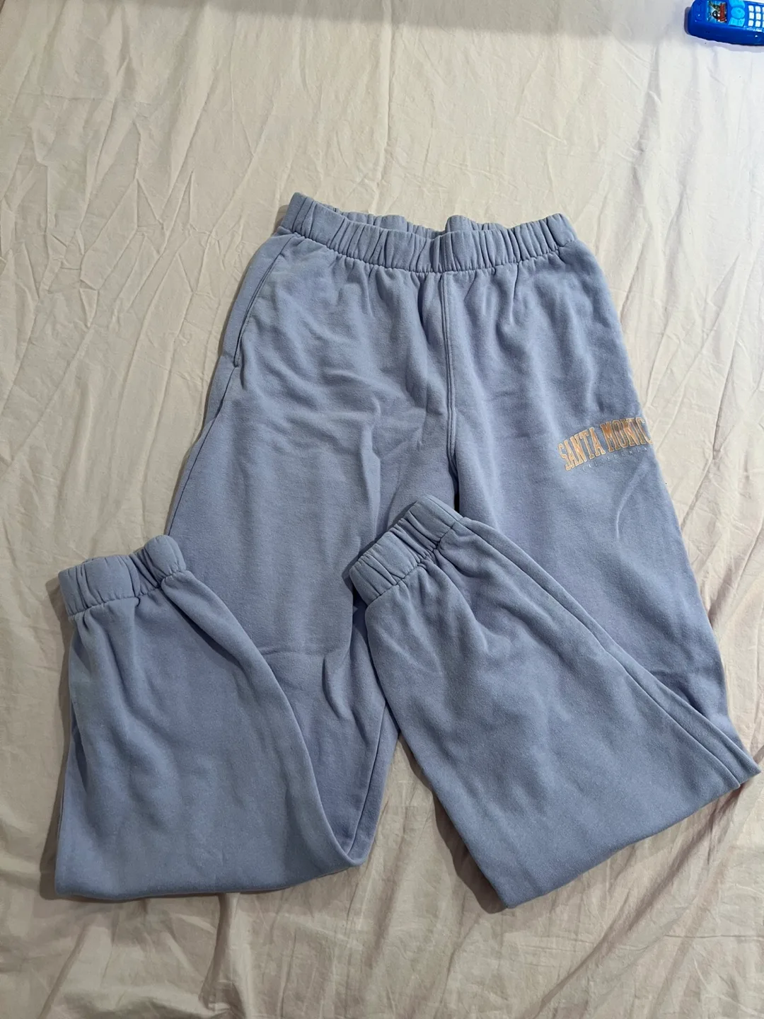 Hollister Ultra High-Rise Sweatpants - Size Small thumbnail