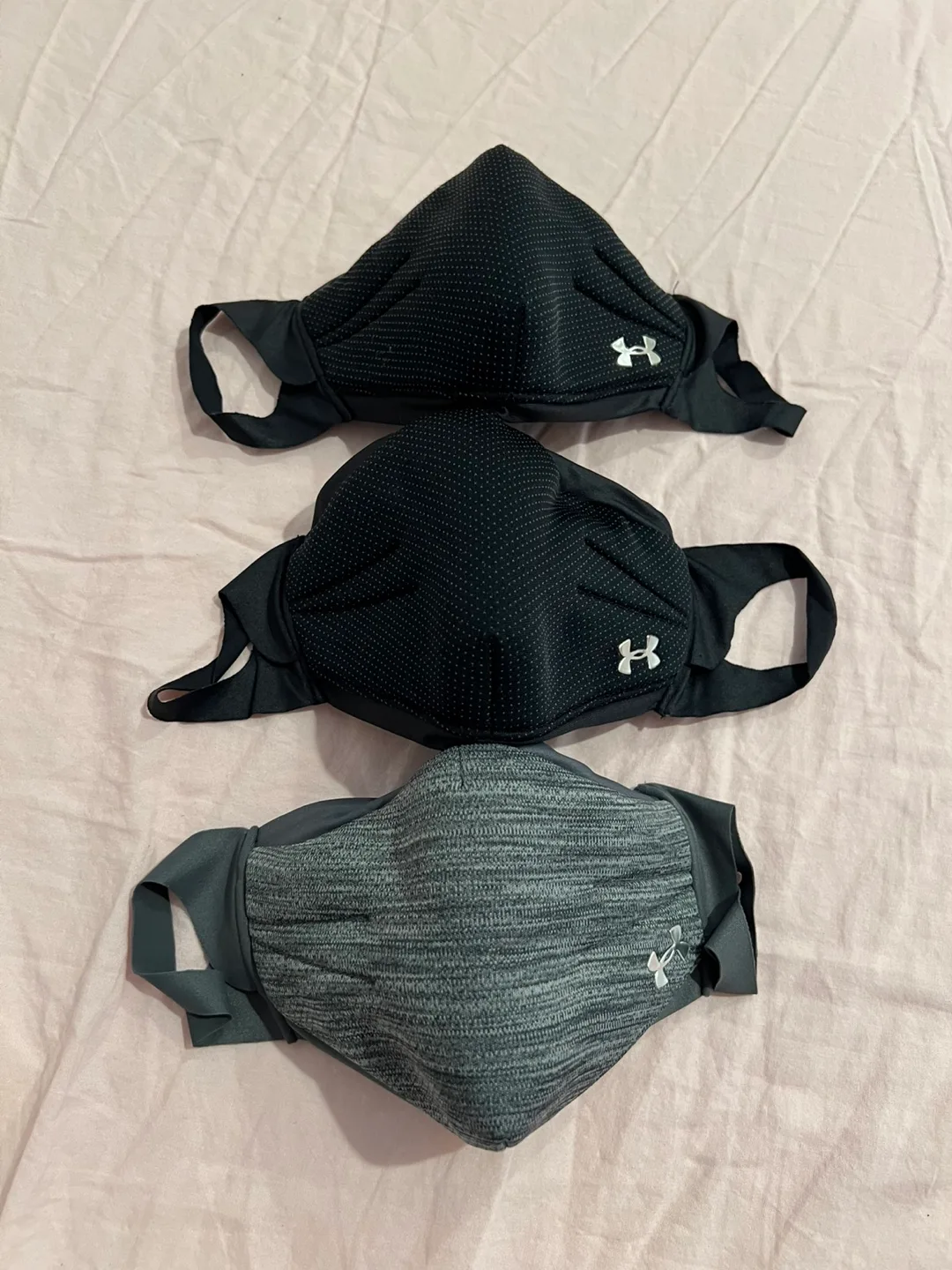 Under Armour Sportsmask + Iso-Chill - Size Small/Medium thumbnail