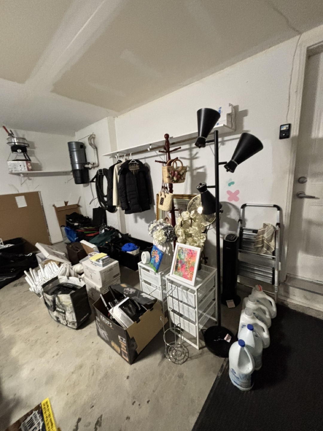 Garage Sale - Huge Selection of Household Items! - photo 2