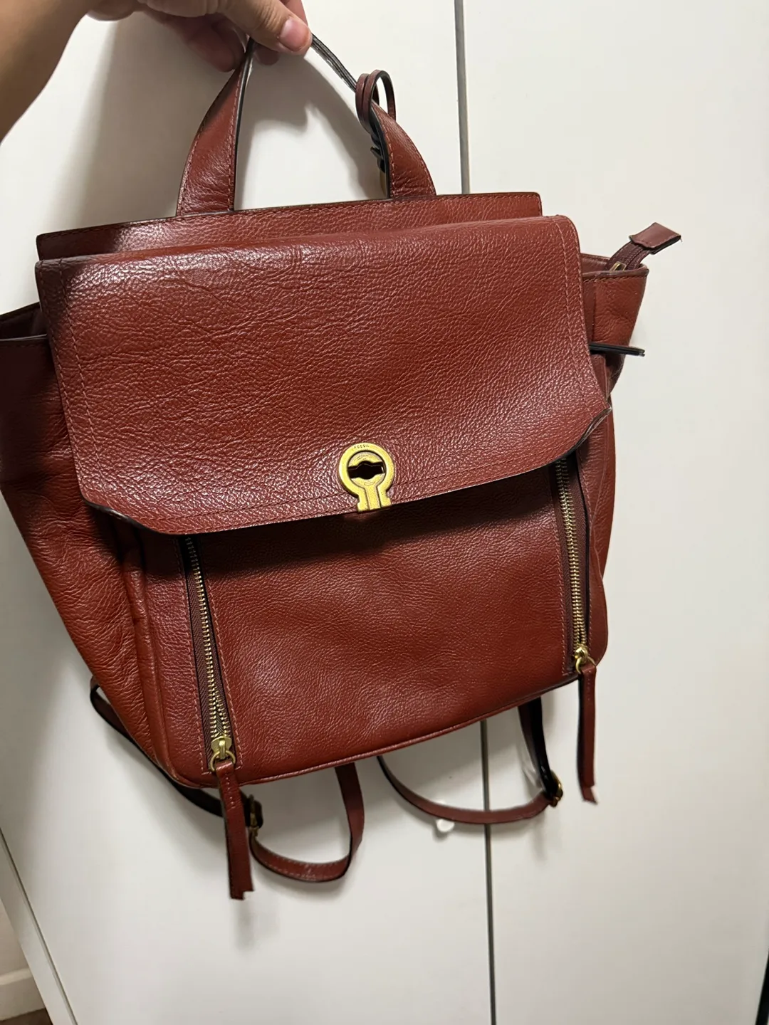 Fossil Backpack / hand bag- Brown Leather image indicator(3)