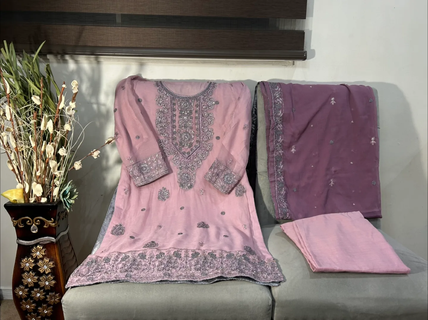 New Asim Jofa Embroidered 3-Piece Shalwar Kameez Suit thumbnail