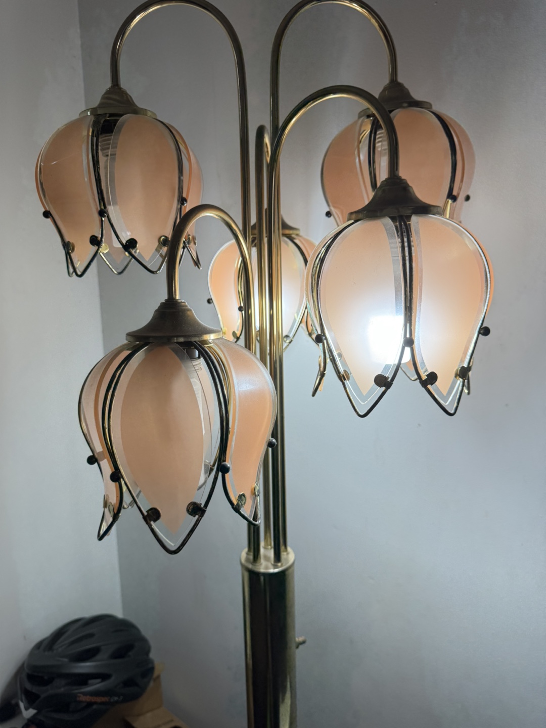 Vintage Brass 6-Light Floor Lamp with Tulip Shades - photo 2