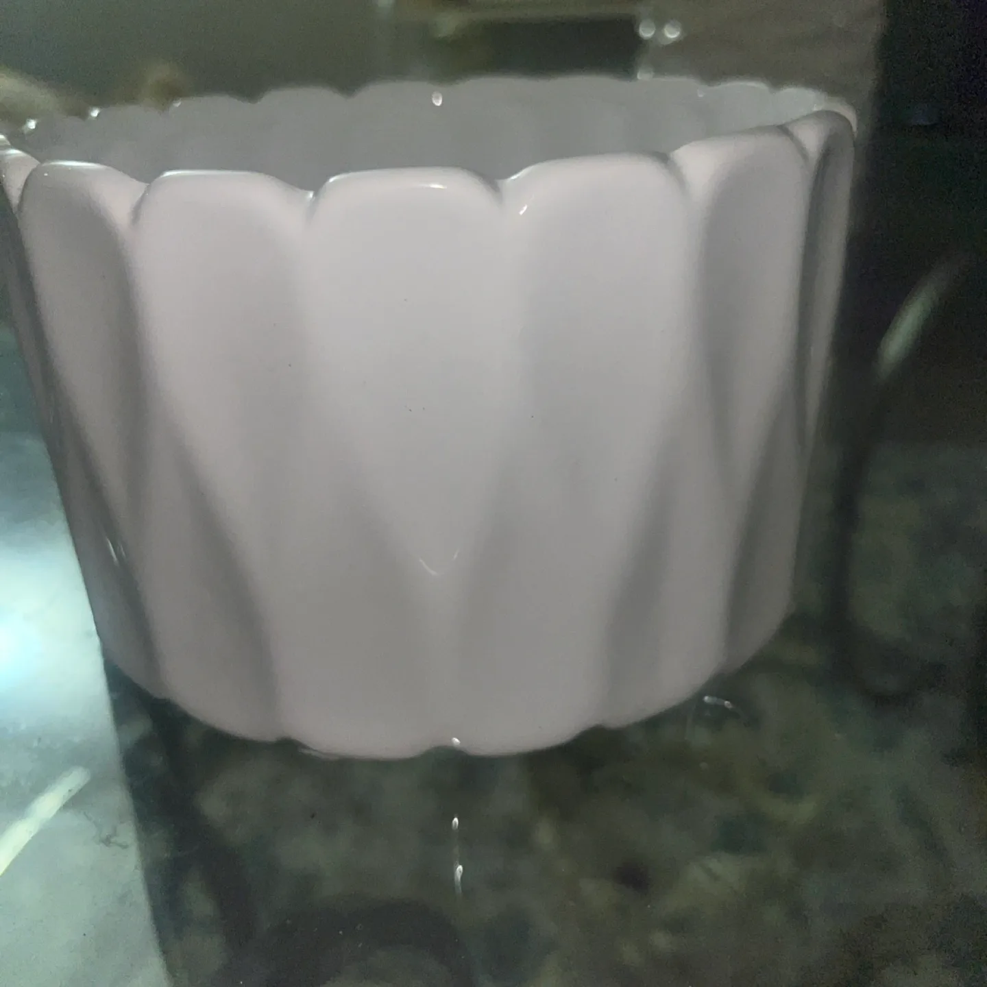 White Ceramic Vase/planter image indicator(4)