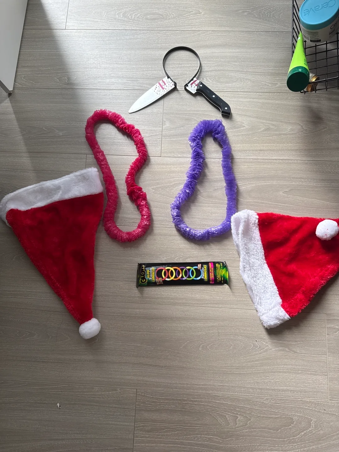 Halloween & Christmas Party Supplies Bundle thumbnail