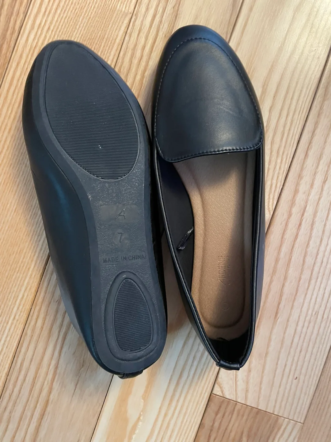 Black Women's Loafers - Size 7 image indicator(2)