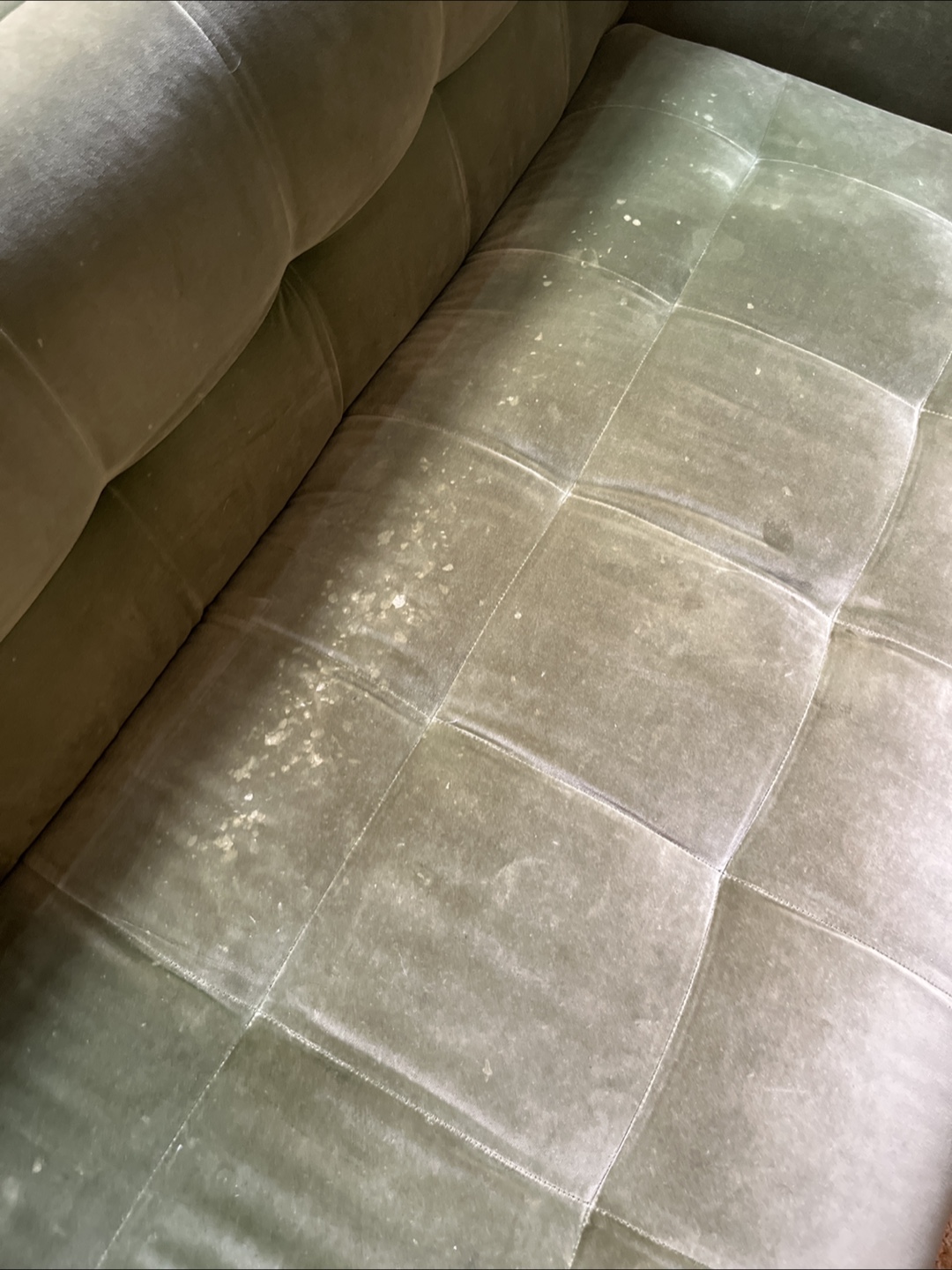 *MOVING SALE* Vintage Green Velvet Sofa - photo 3