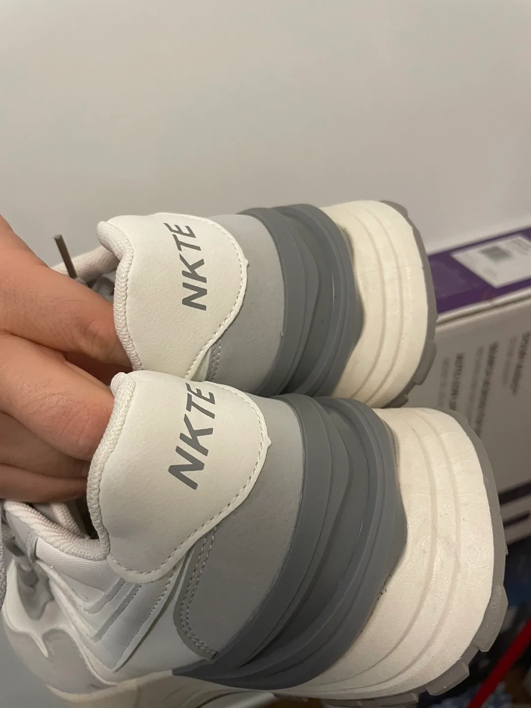 NKTE Grey and White Sneakers double laces image indicator(3)