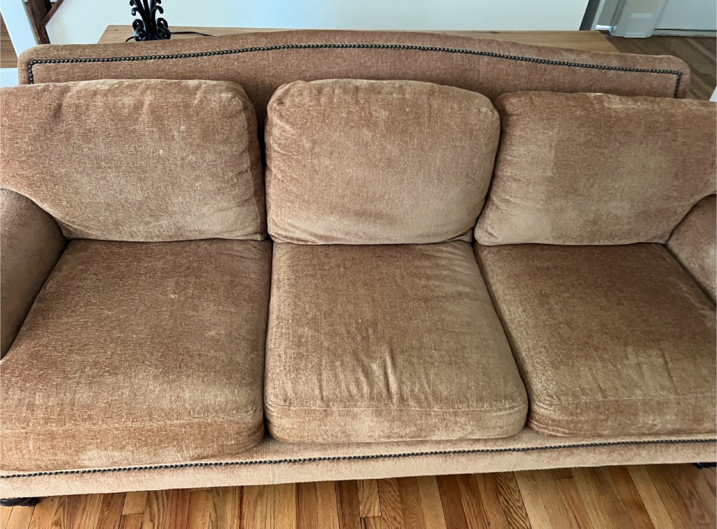 THOMASVILLE 3 PERSON SOFA - photo 5
