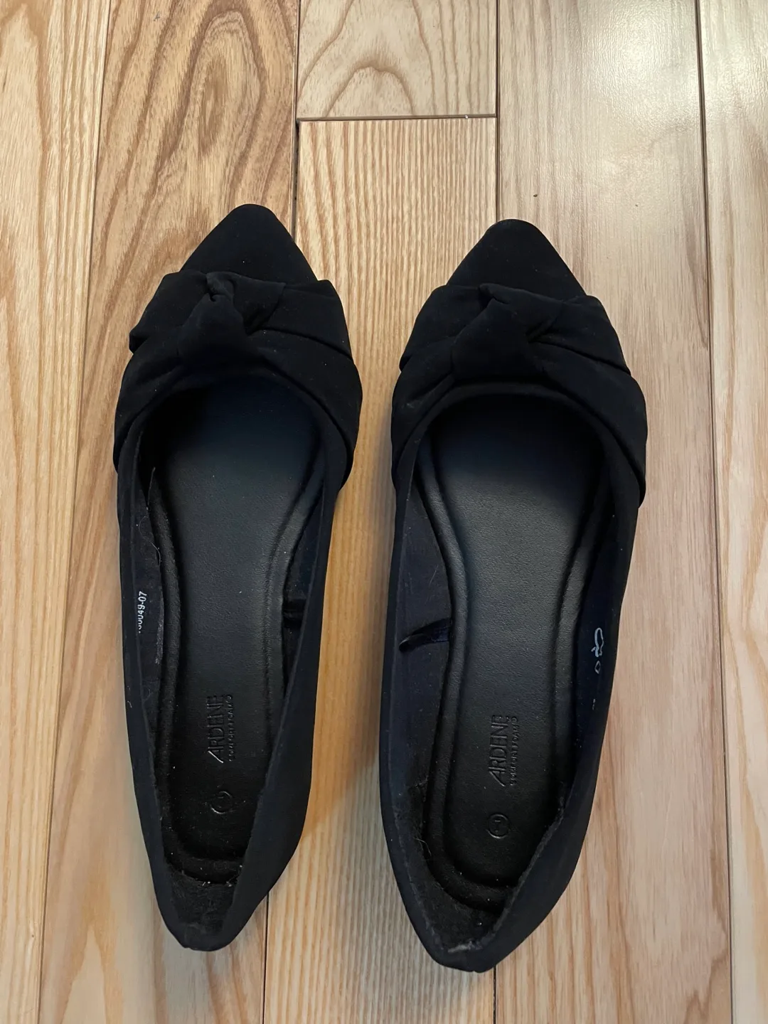 Women's Black Bow Flats - Size 7 thumbnail