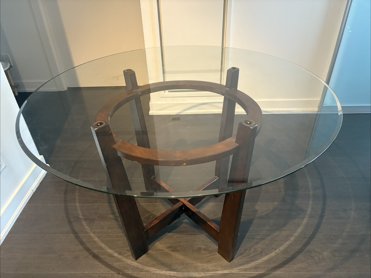 Glass-top dining table - photo 5