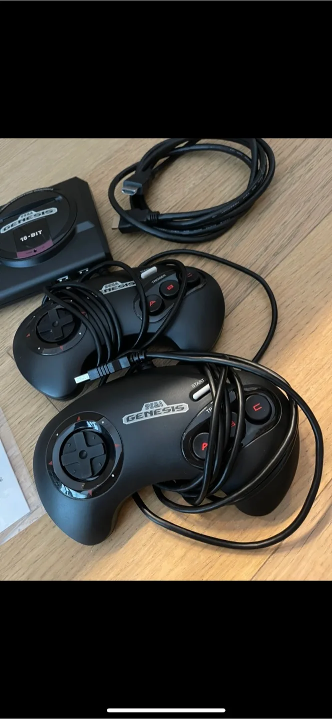 SEGA Genesis Mini Console with 2 Controllers image indicator(3)