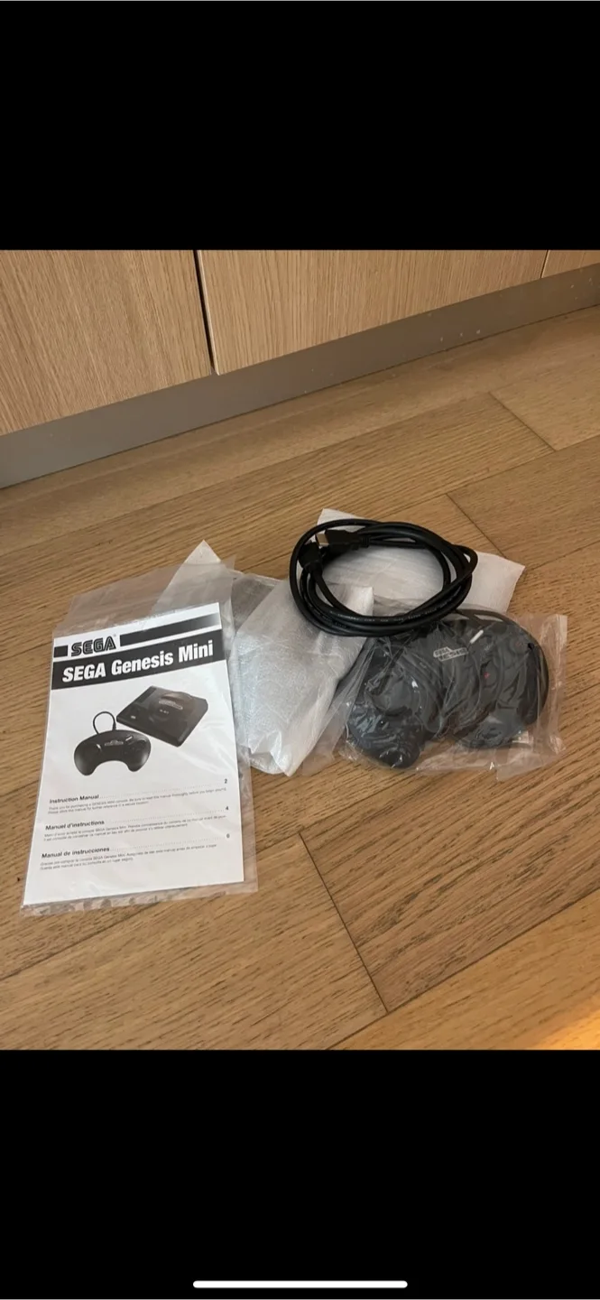 SEGA Genesis Mini Console with 2 Controllers image indicator(7)