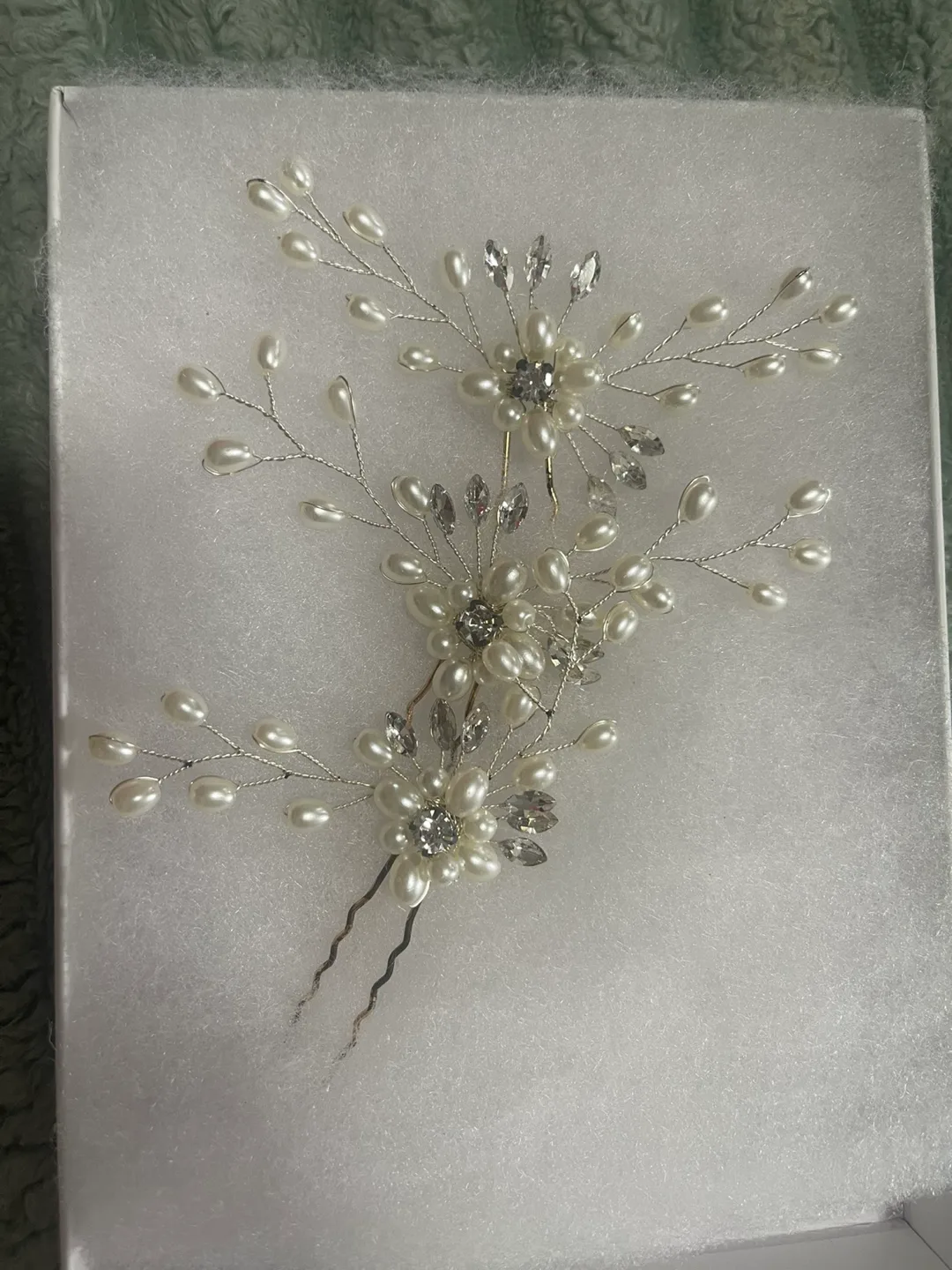 Pearl and Crystal Hair Pins Set thumbnail