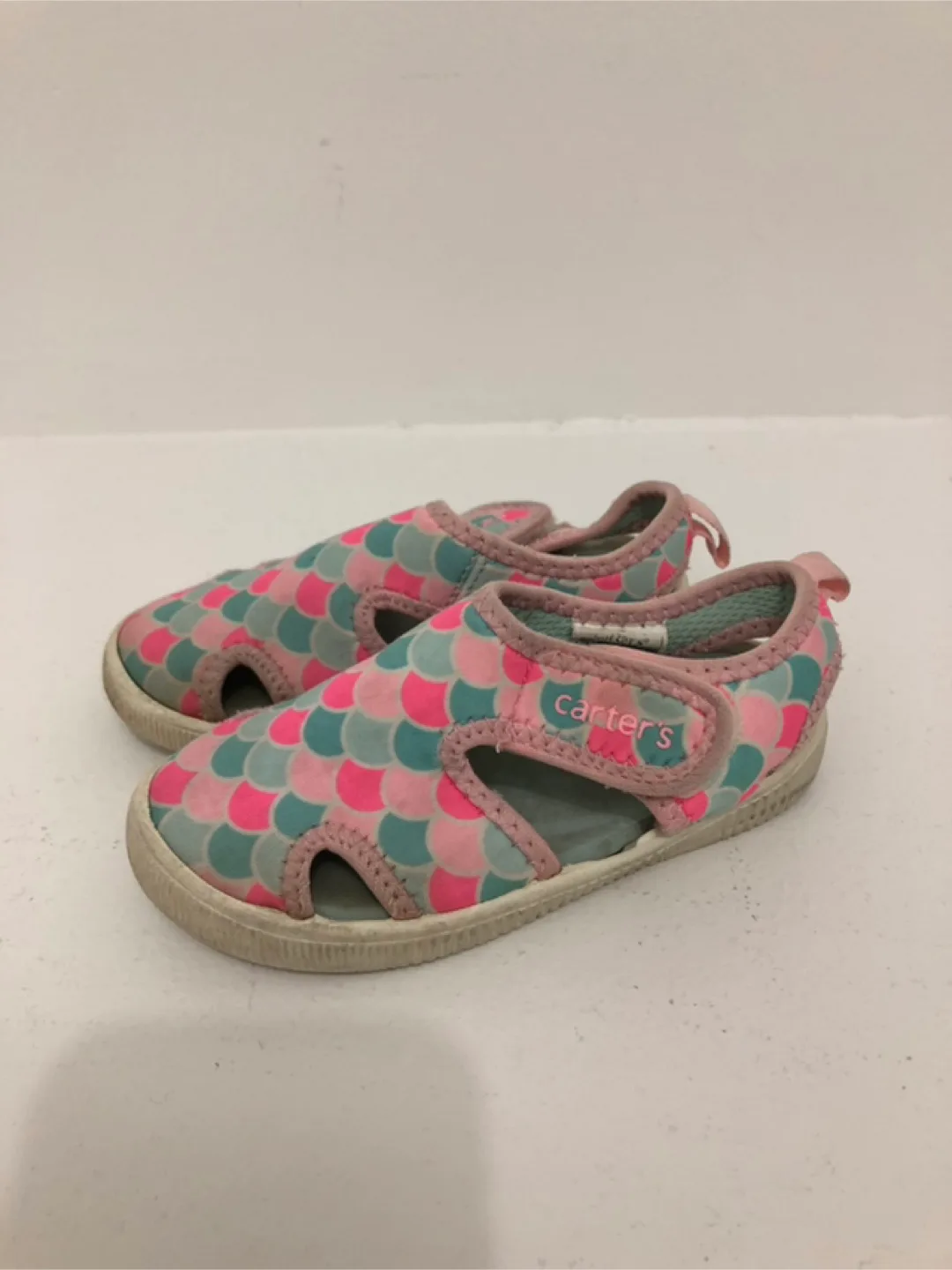 Carter’s girls sandals size:US 7 image indicator(2)