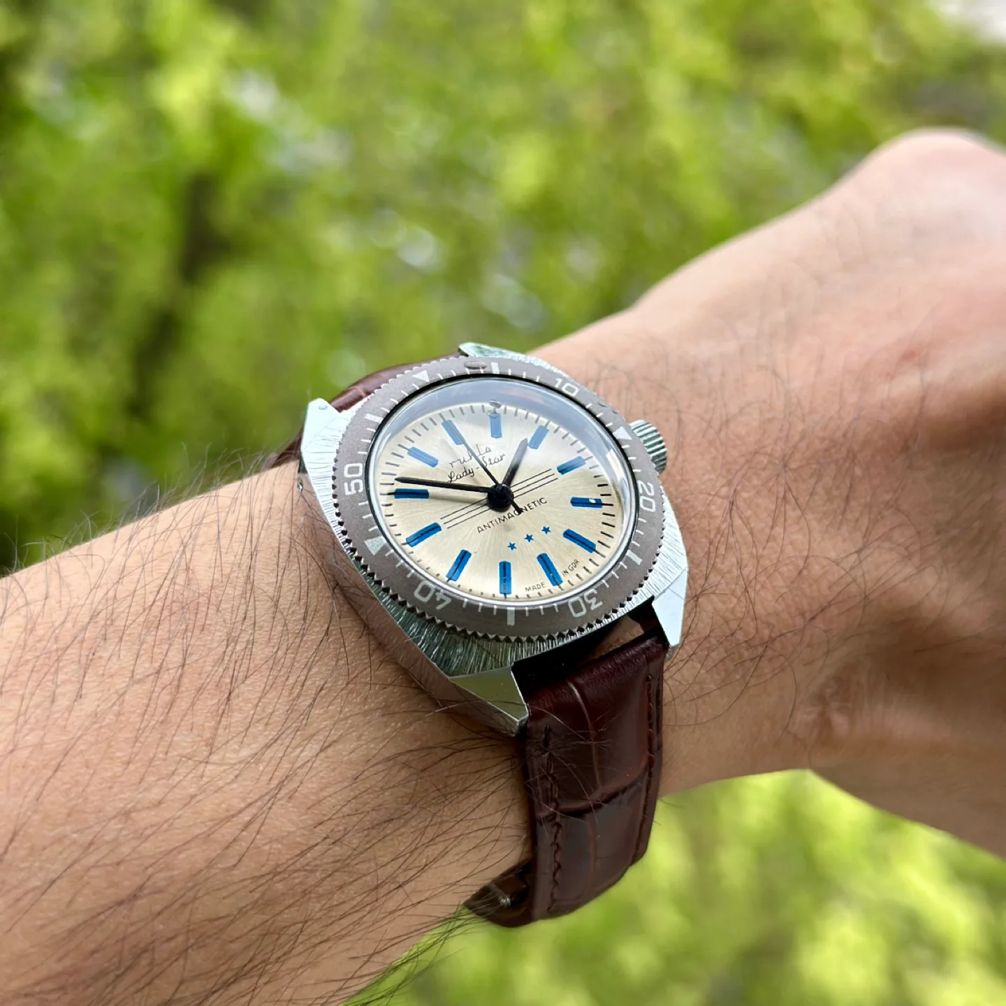 Vintage Ruhla Lady-Star Antimagnetic Watch image indicator(2)