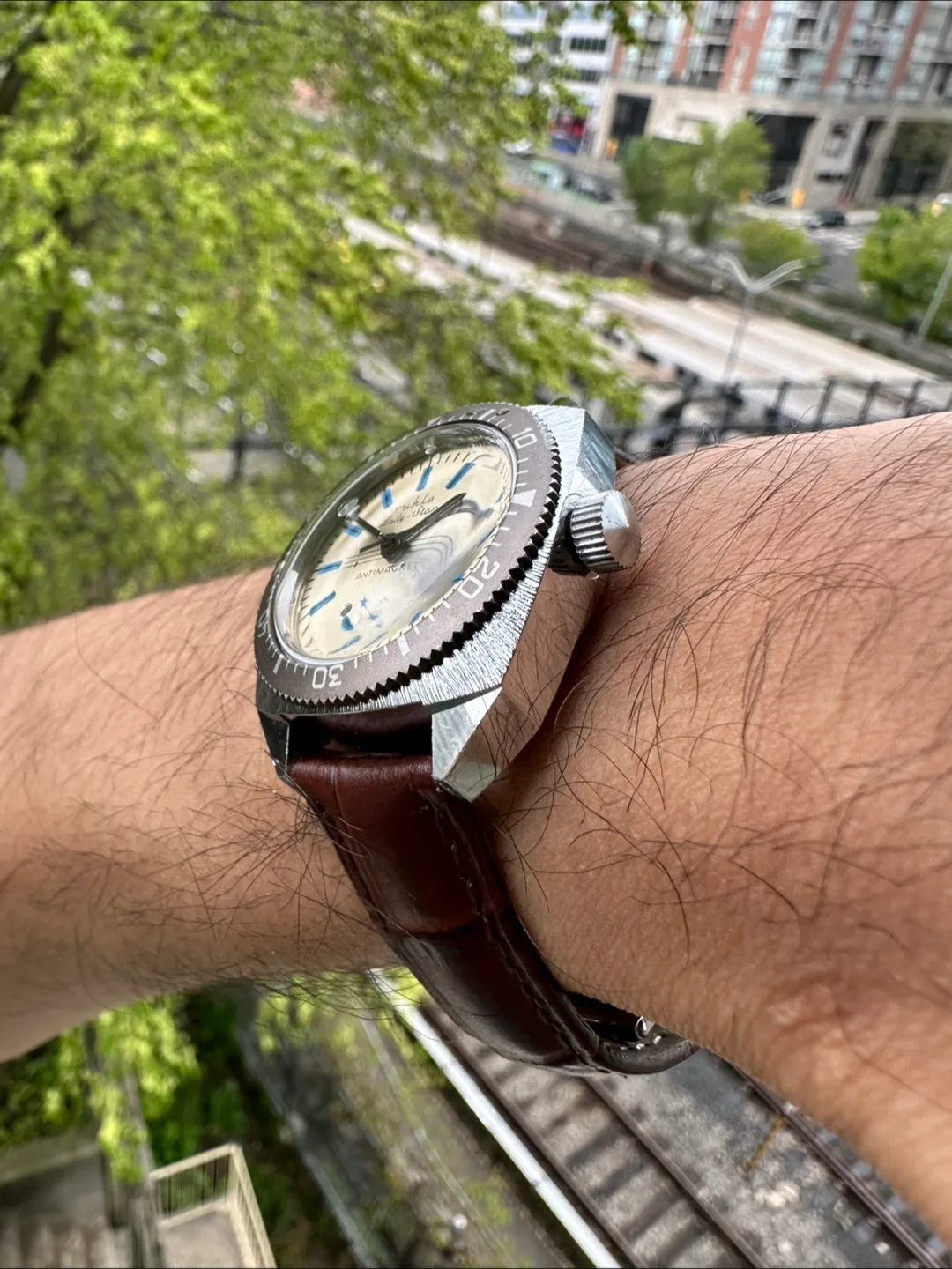 Vintage Ruhla Lady-Star Antimagnetic Watch image indicator(6)