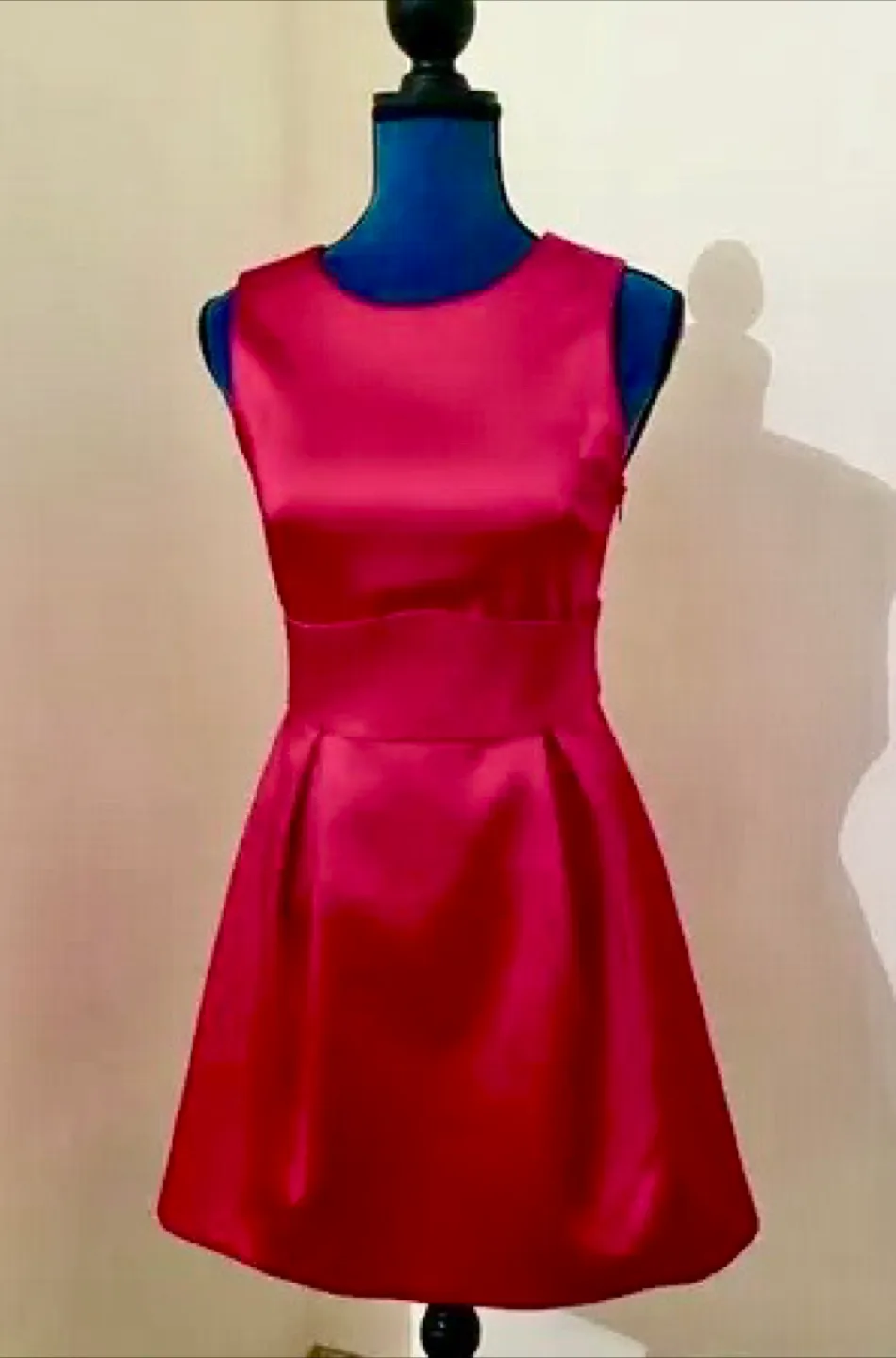 Zara Gorgeous Red Satin Sleeveless Dress thumbnail