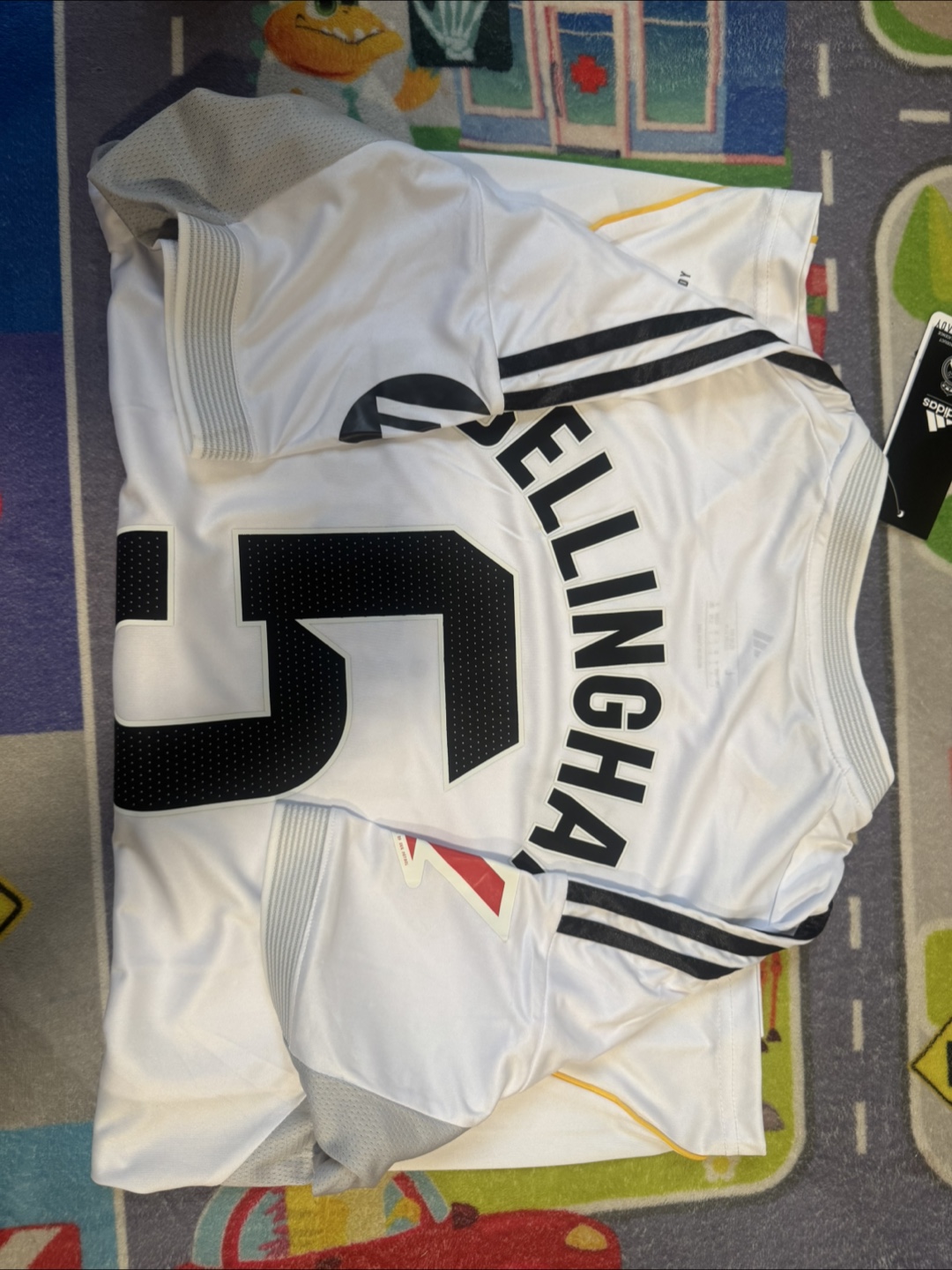 Real Madrid Jersey - Bellingham #5 - Size L - photo 4