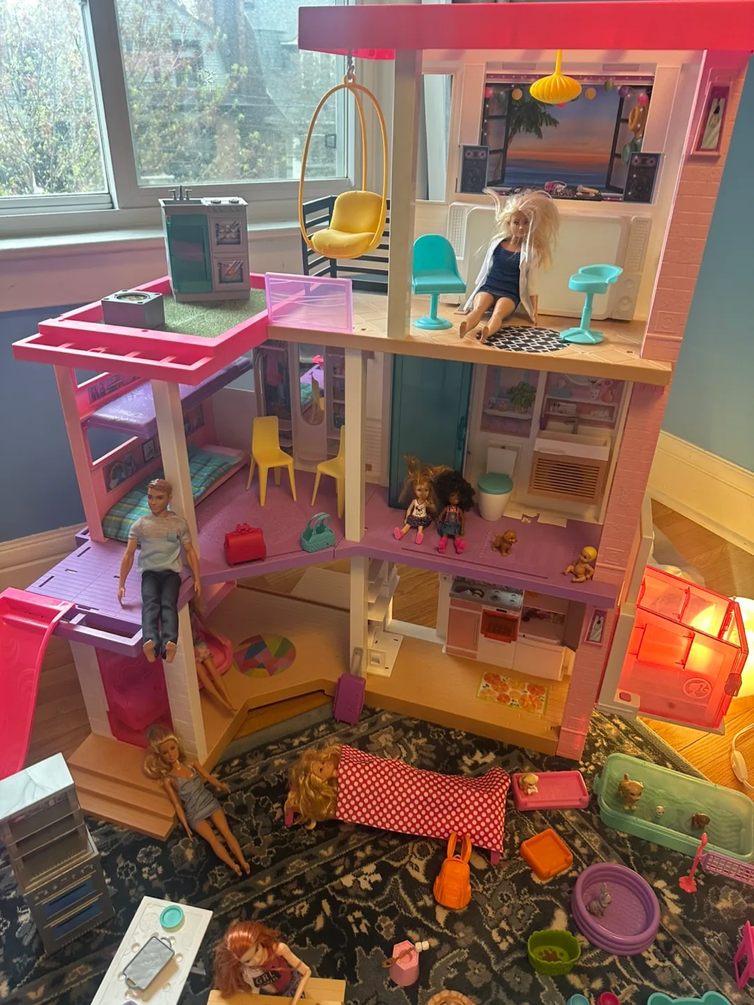Barbie Malibu Dreamhouse Playset with Accessories thumbnail