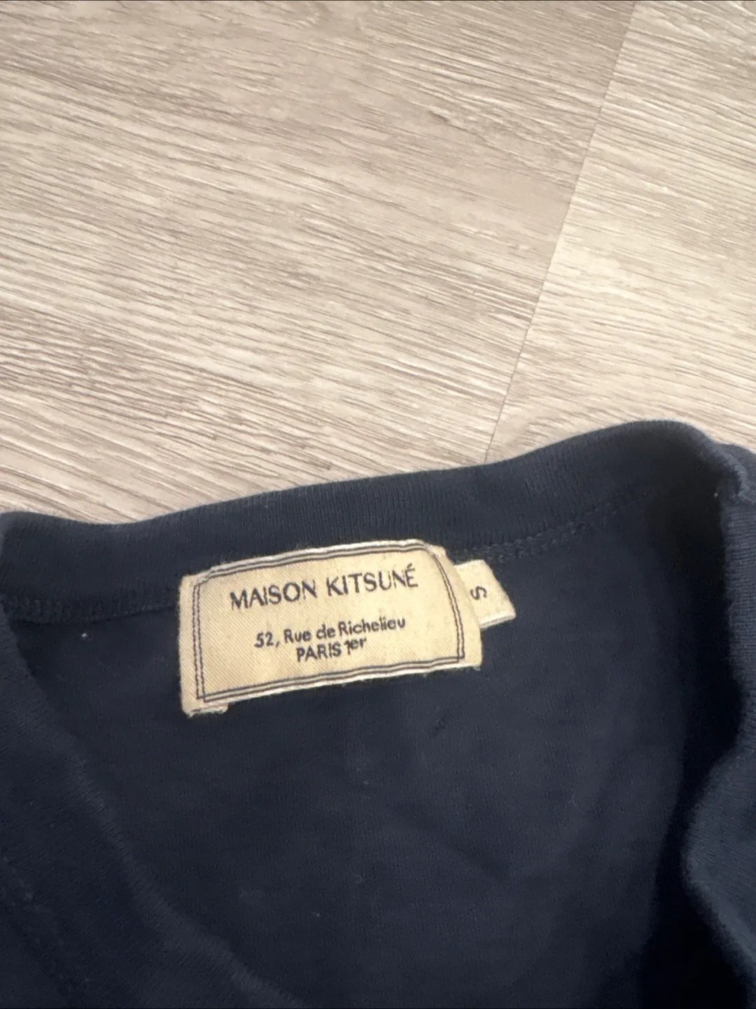 Maison Kitsuné Paris T-Shirt - Size Small image indicator(2)