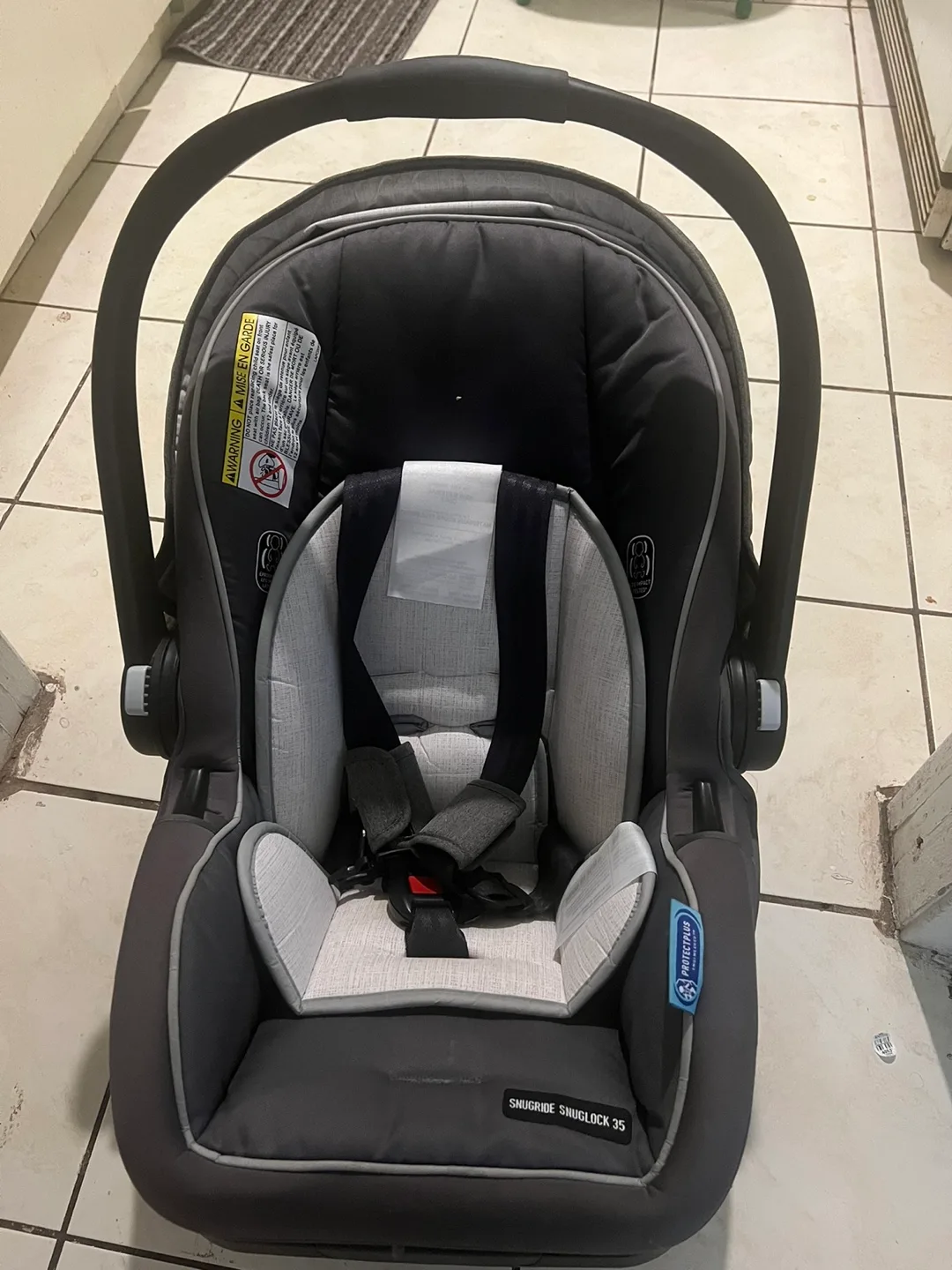 Snugride Snuglock 35 Infant Car Seat thumbnail