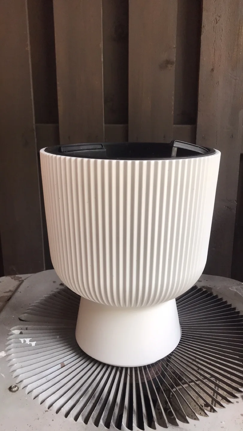 White Ribbed Planter thumbnail