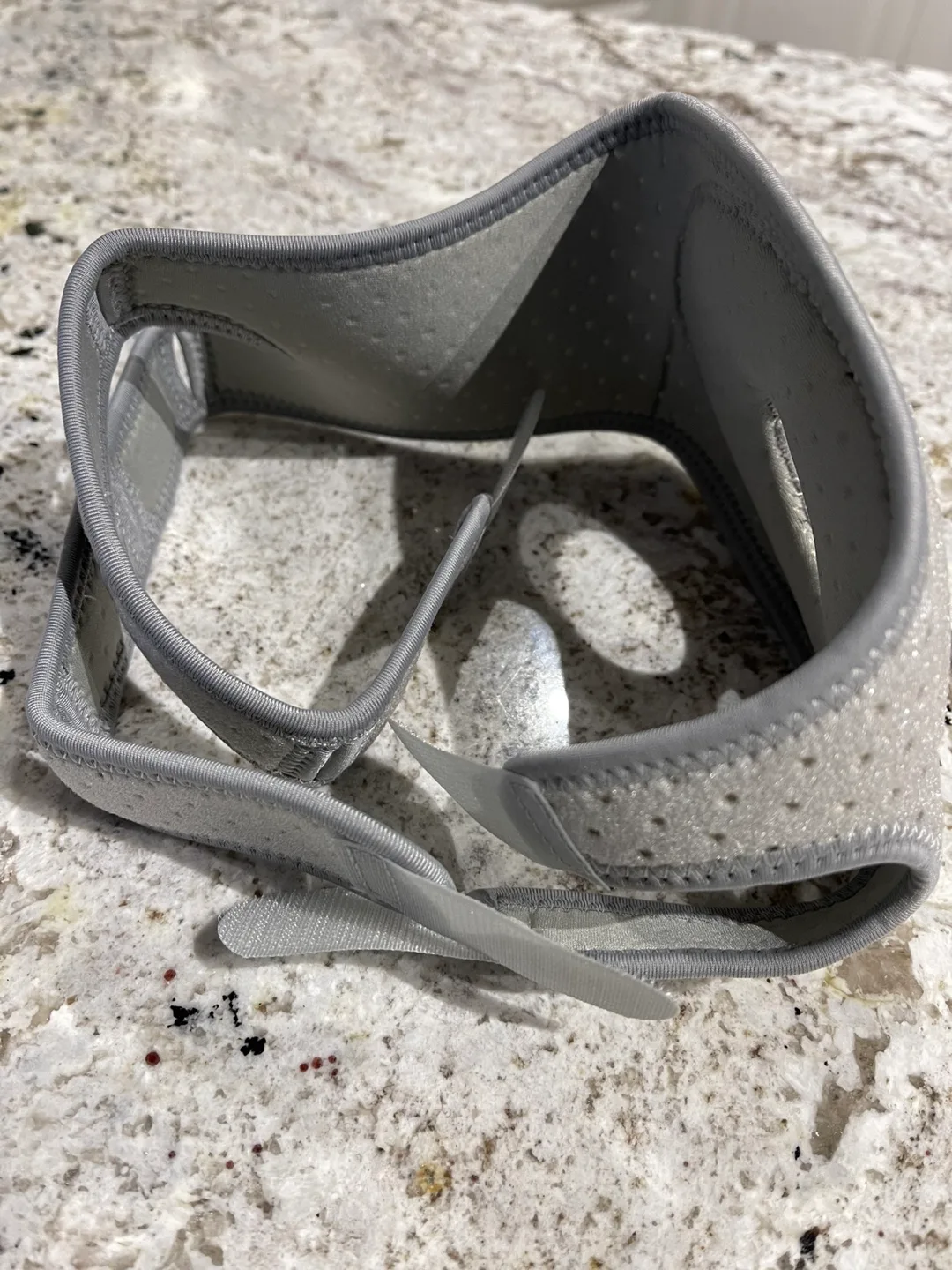 Wellnee Knee Brace - Grey image indicator(3)