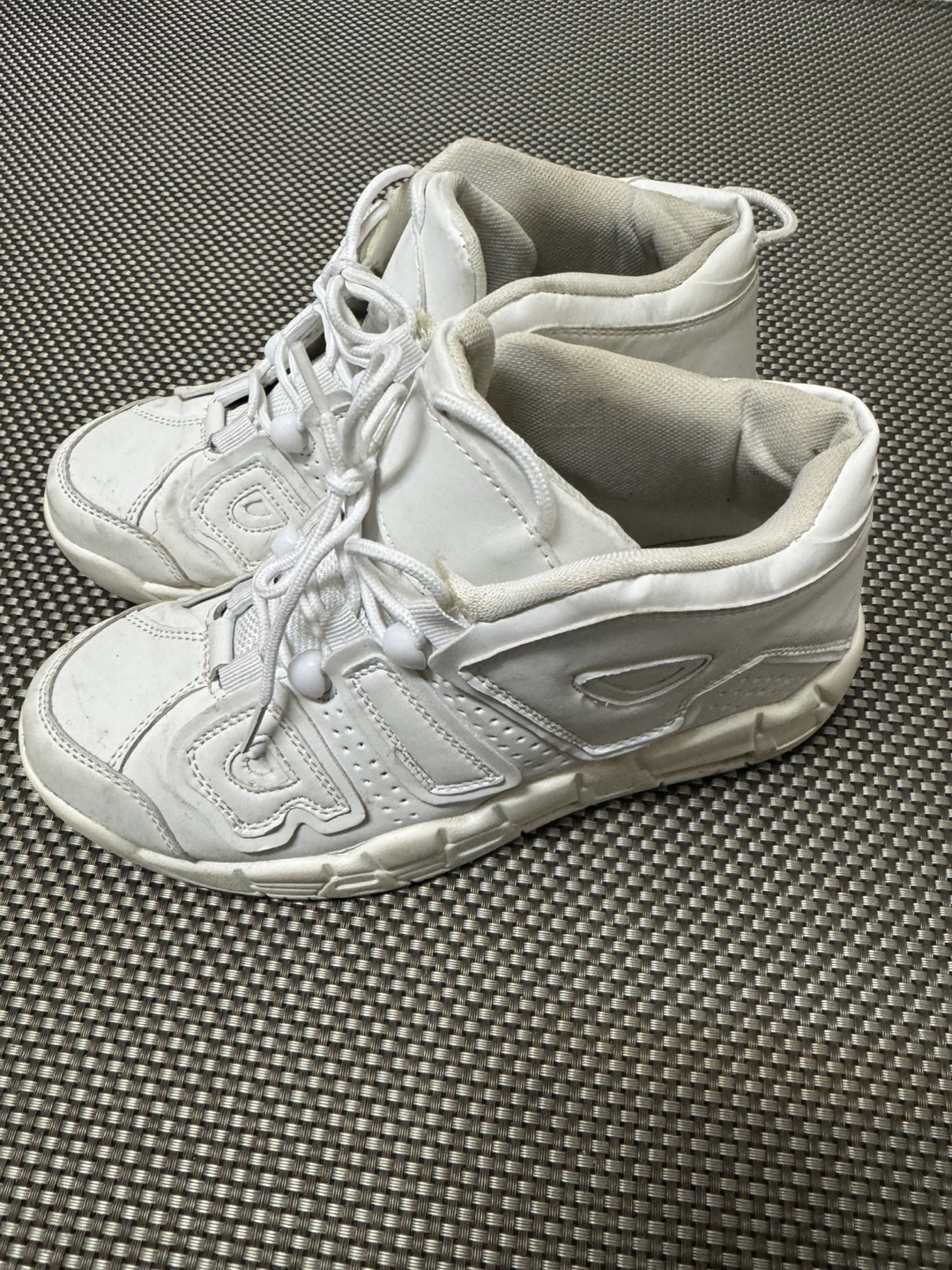 White Nike Air More Uptempo 96 Sneakers - photo 2