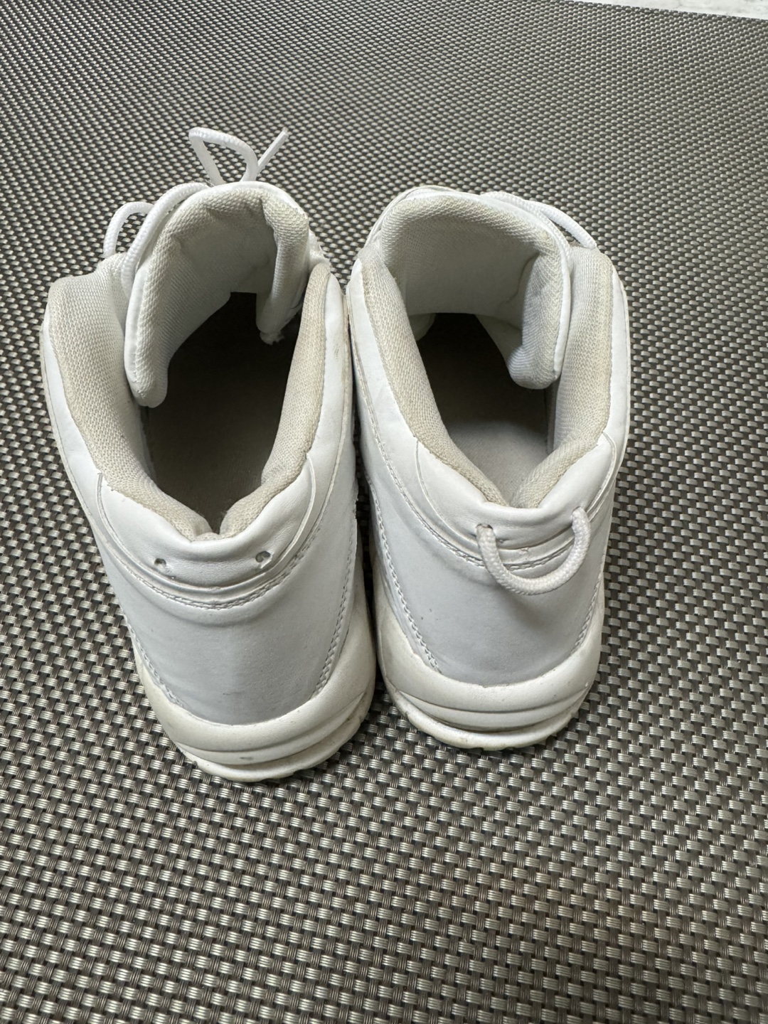 White Nike Air More Uptempo 96 Sneakers - photo 3
