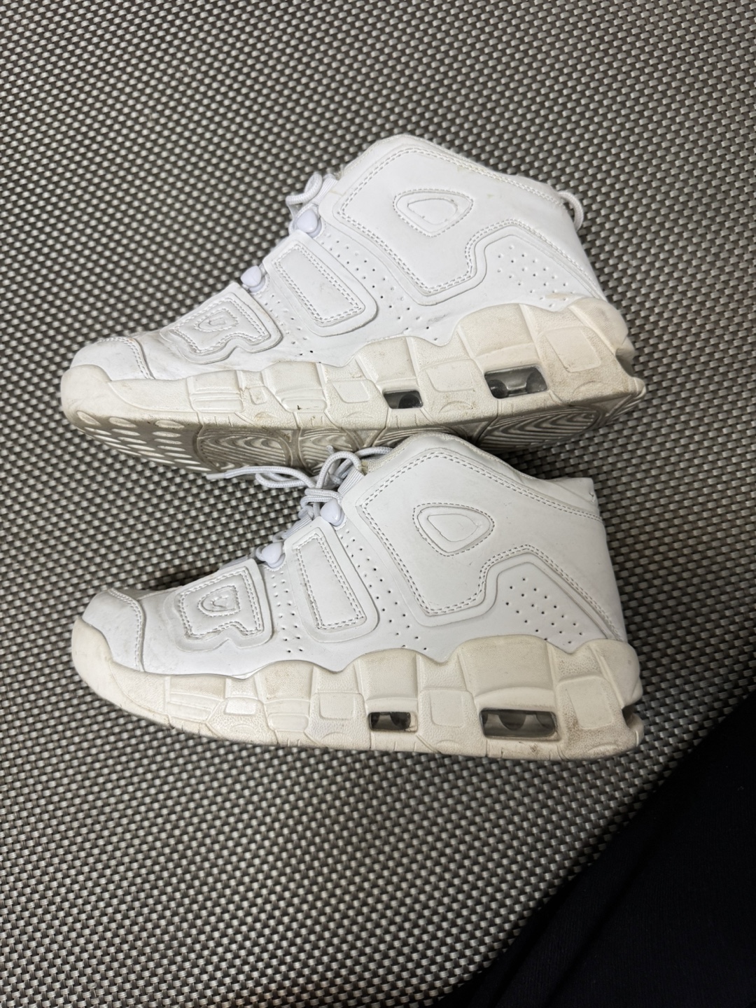 White Nike Air More Uptempo 96 Sneakers - photo 5