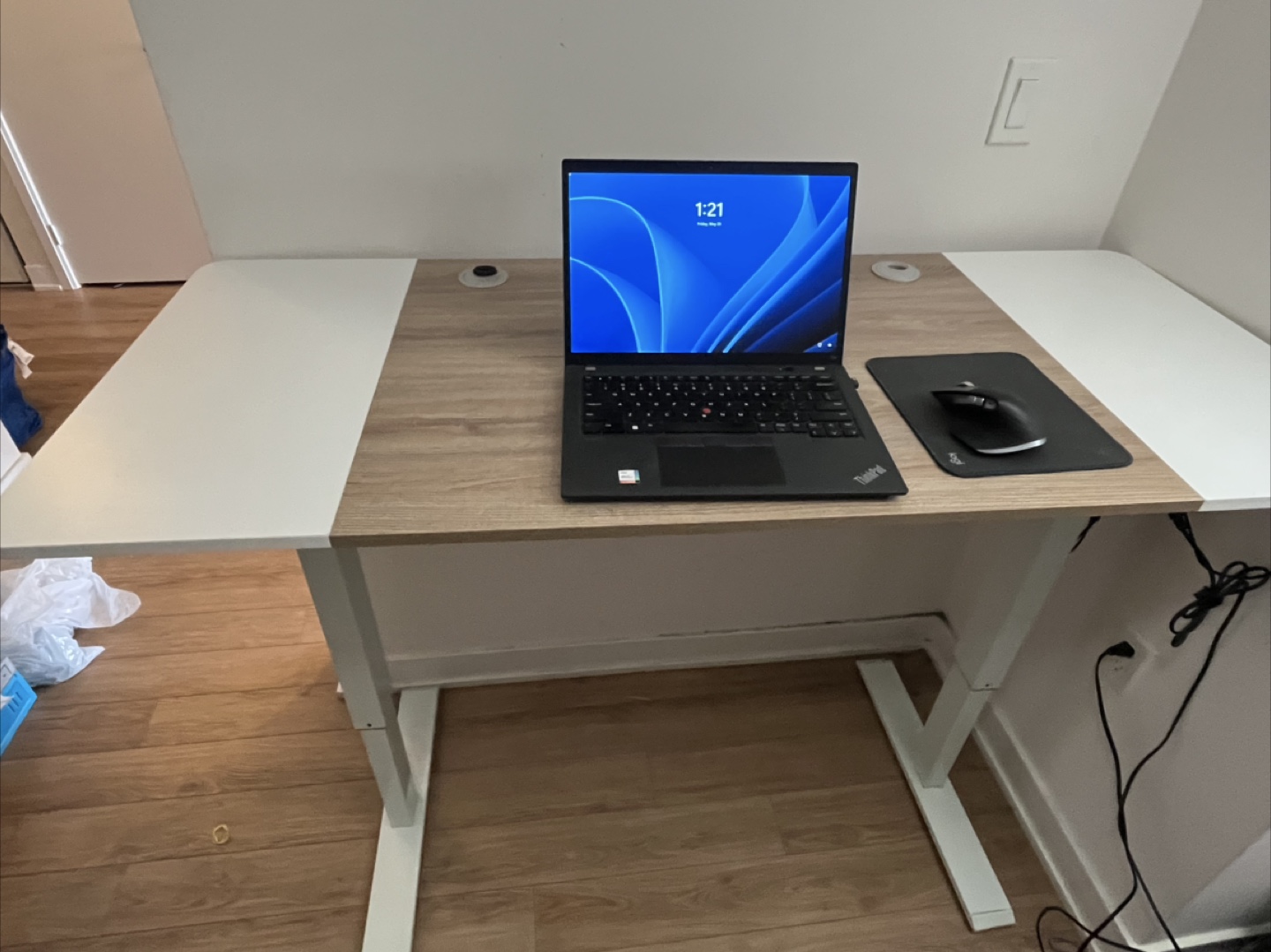 Electric Standing Desk - White and Wood - photo 2