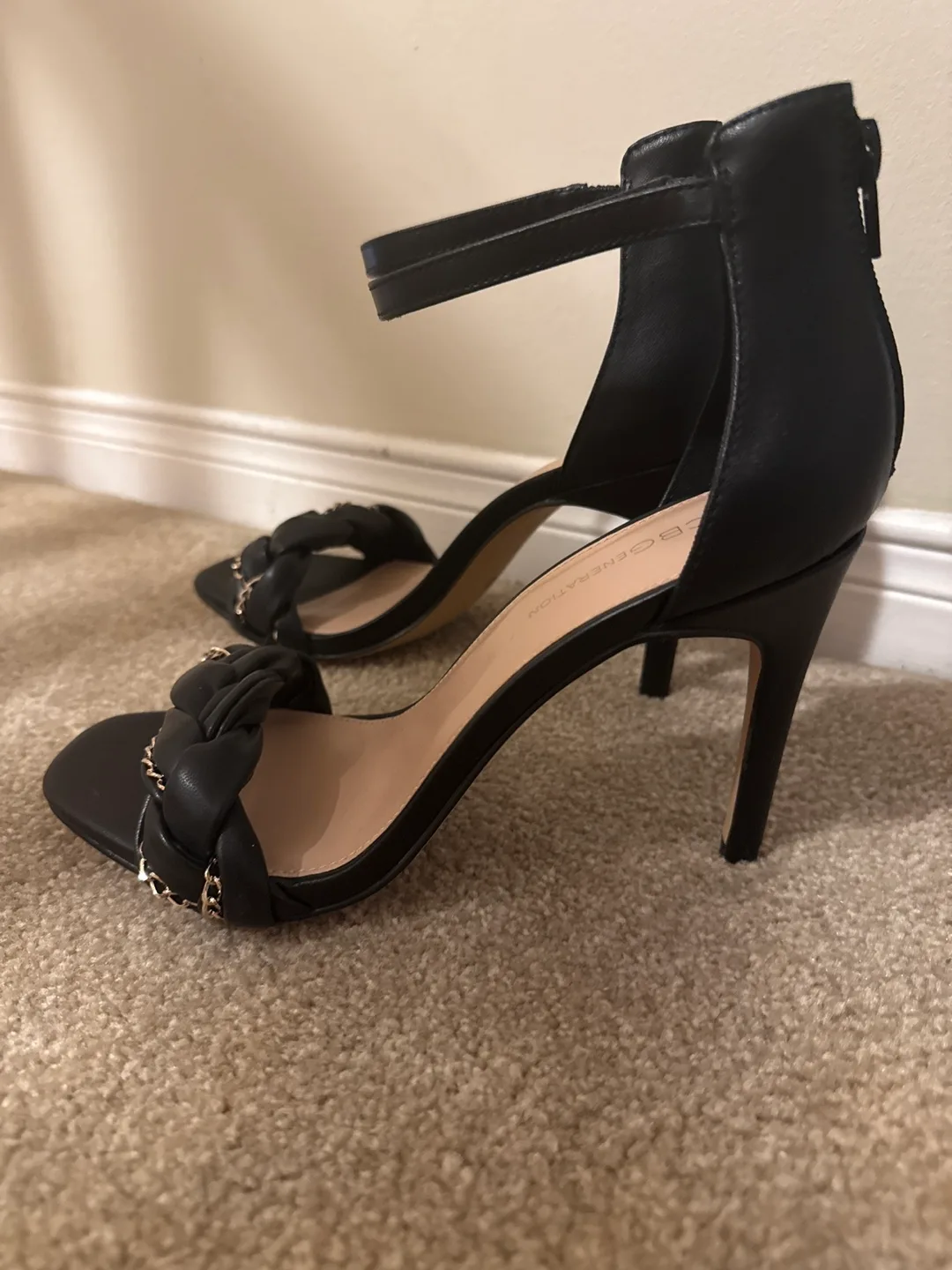 New heels image indicator(2)