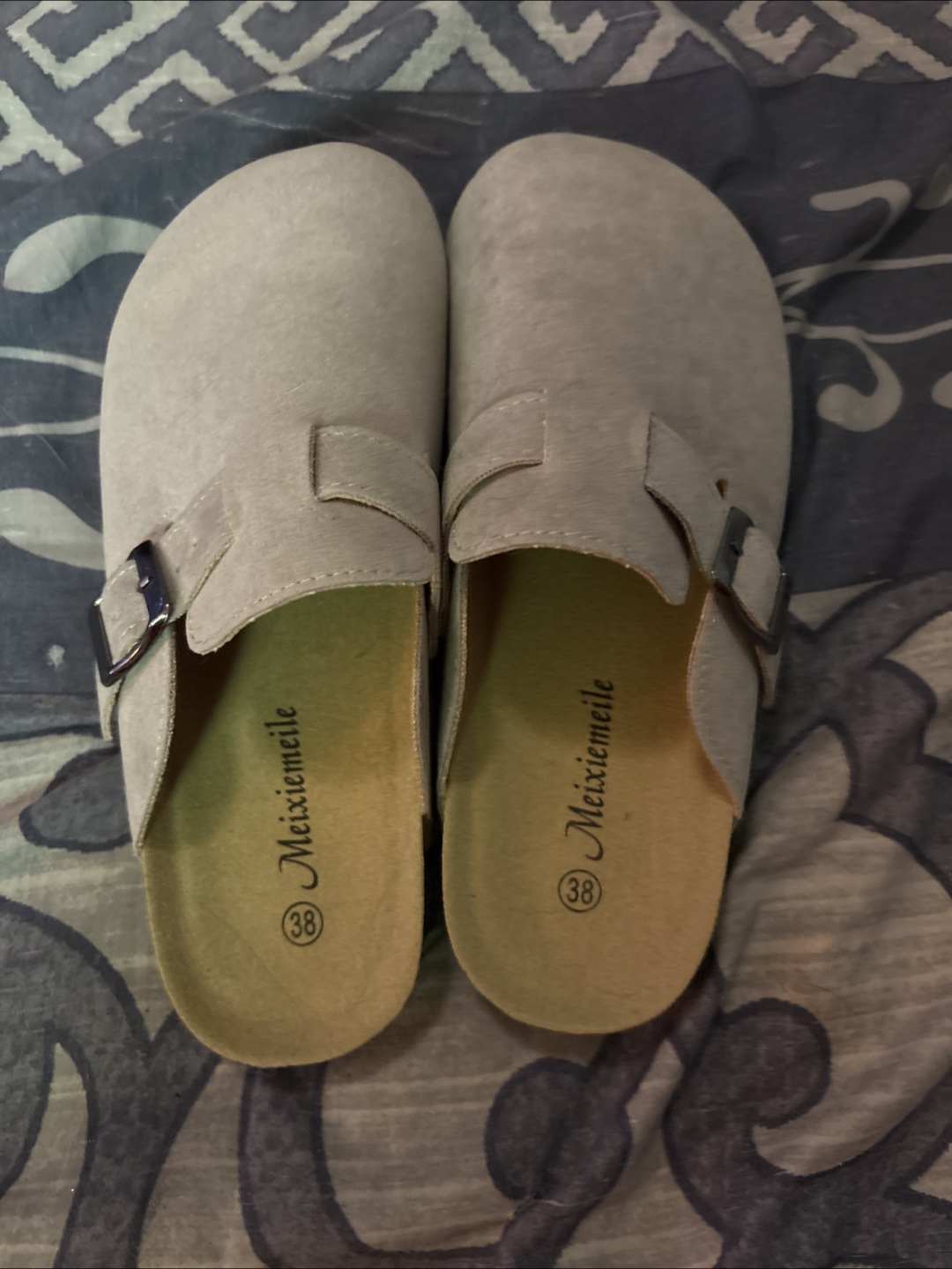 Summer shoes