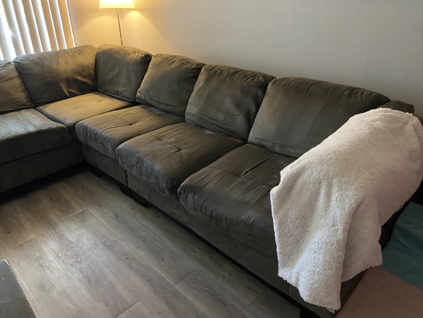 Large L-Shaped Sectional Sofa - Grey - photo 5