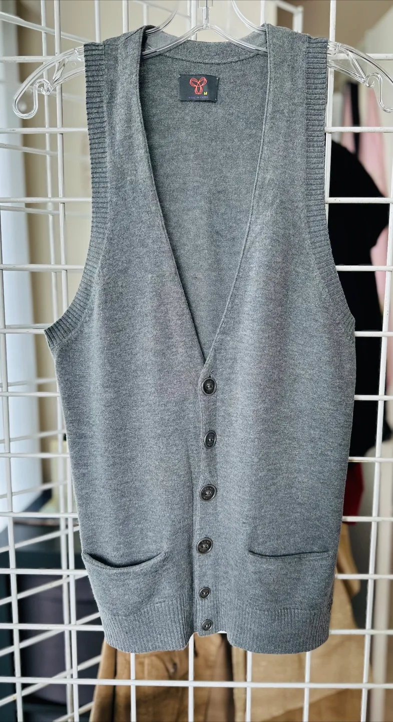 TNA Grey Knit Vest - Size M thumbnail