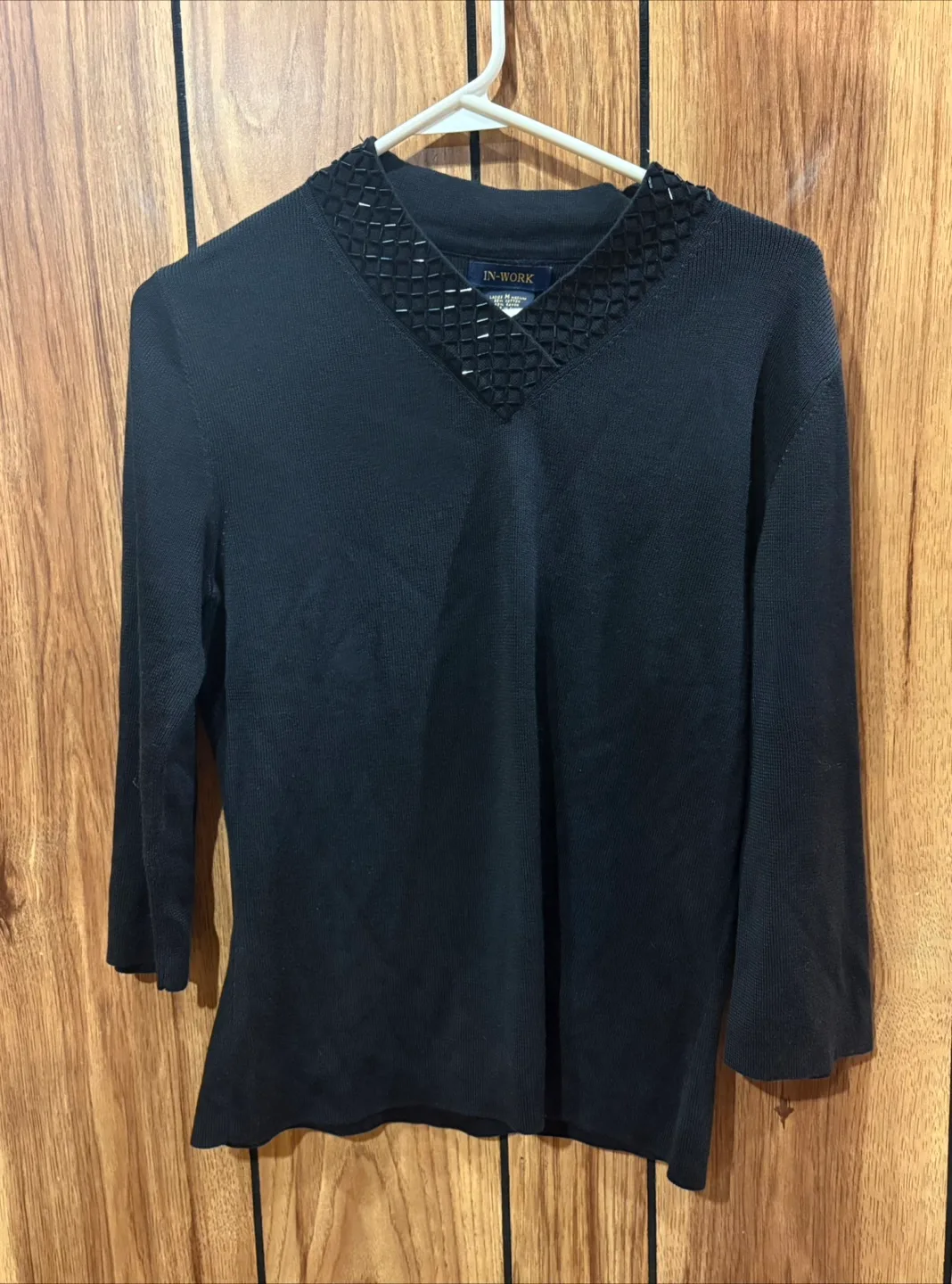 Long sleeve black top (In good condition) (Medium) (FREE) thumbnail