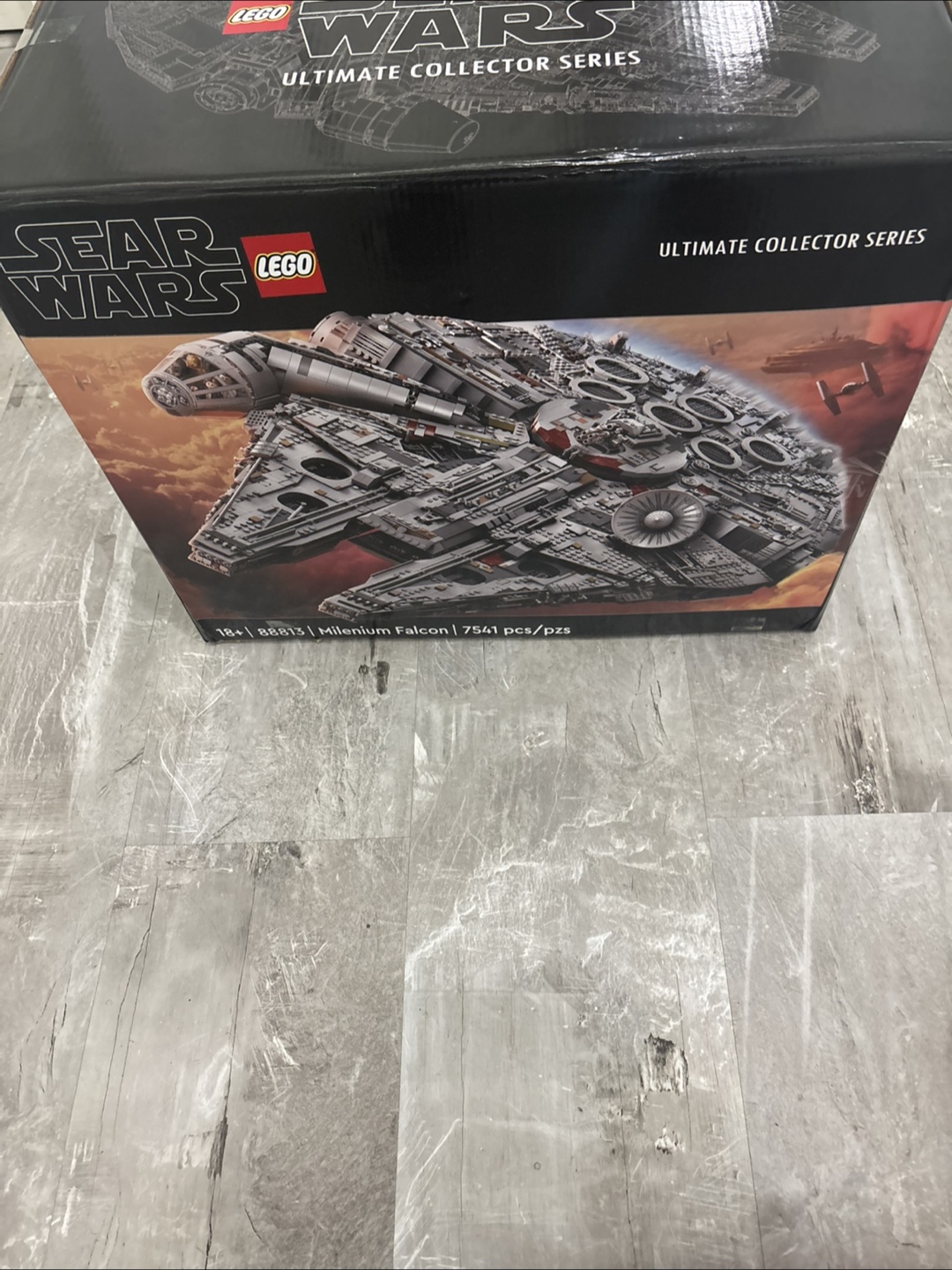 1:1 LEGO Star Wars Millennium Falcon - photo 3