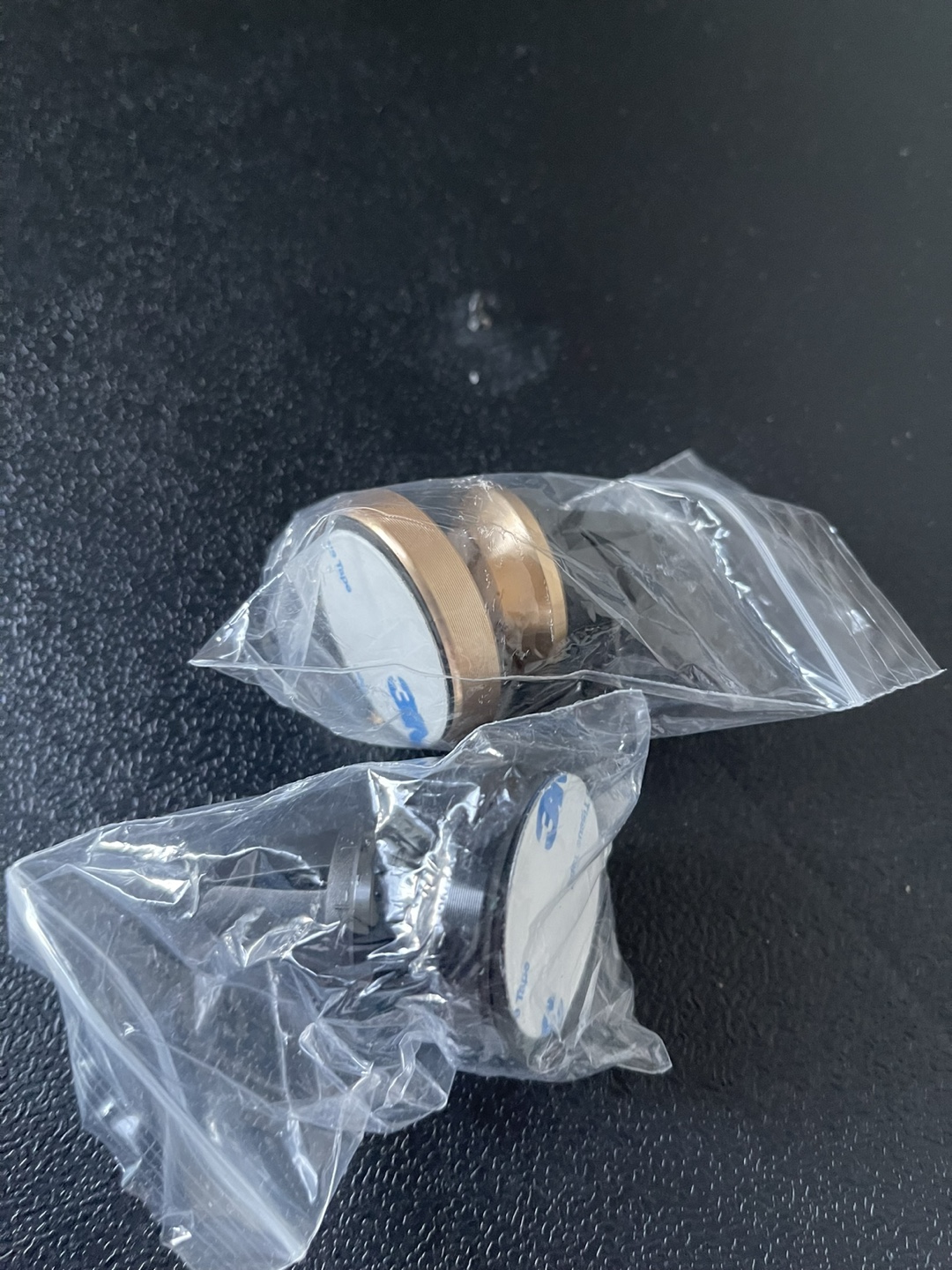 Magnetic Car Phone Mount Holder - Gold & Black - photo 2
