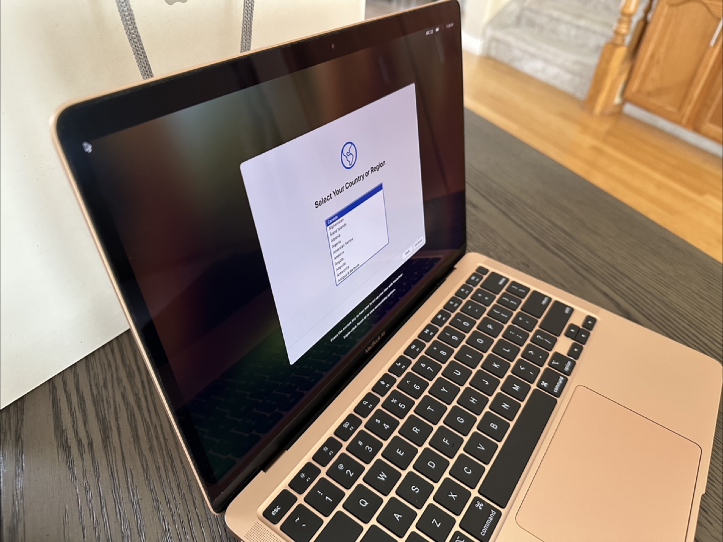 MacBook Air 2020 M1 Chip 13-inch - Rose Gold - photo 3