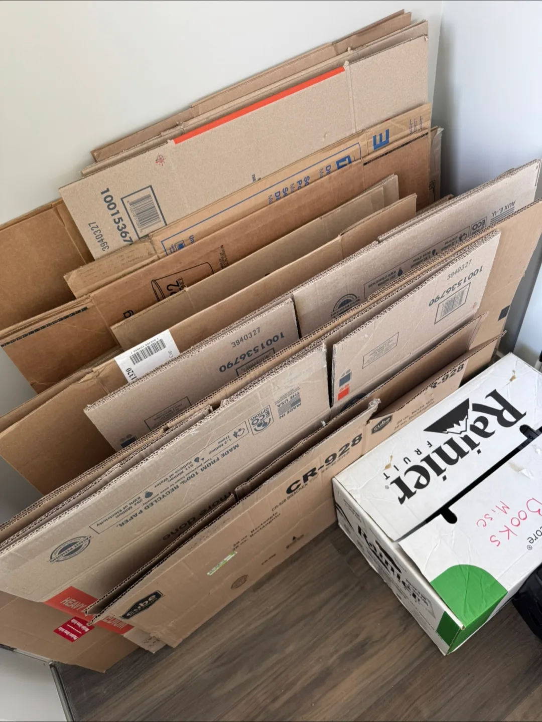 Moving Boxes & Rainier Fruit Juice Box thumbnail