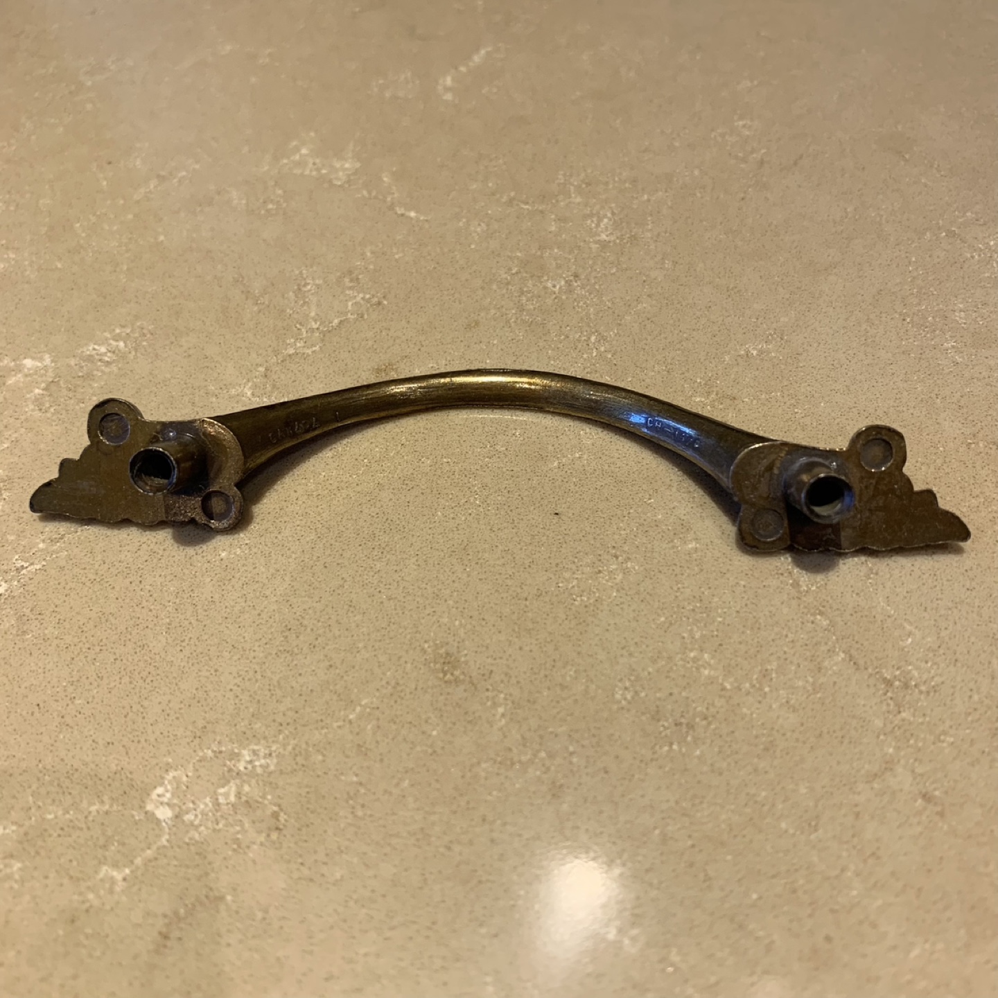 16 Antique Brass Drawer Pulls - photo 2