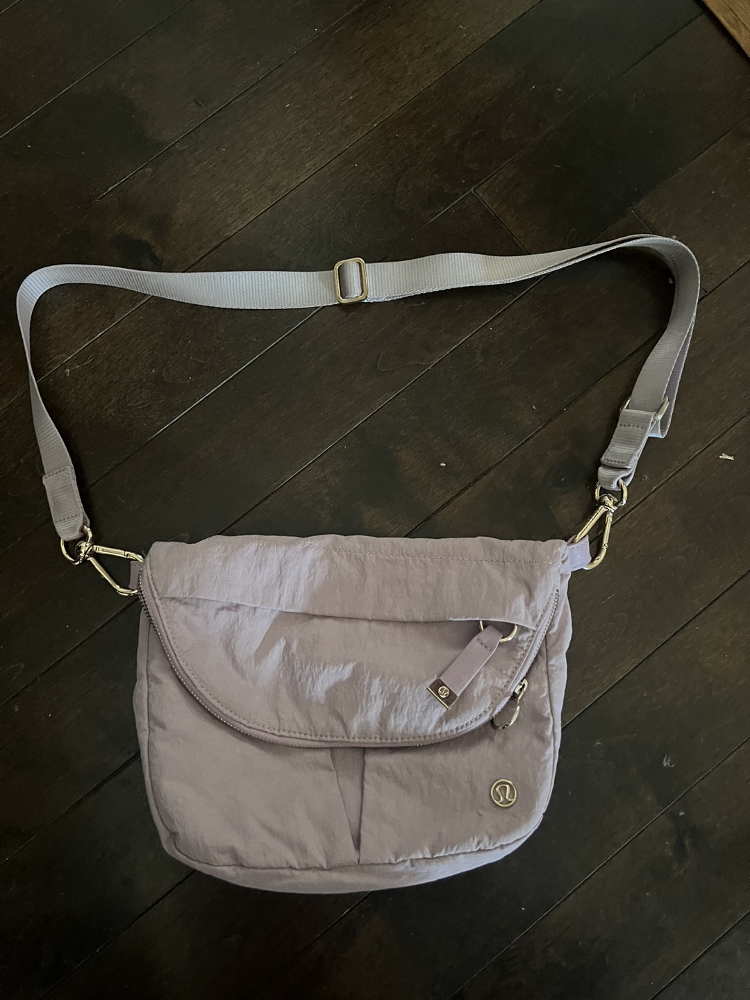 Lululemon “All Night Festival” cross body bag (5L)