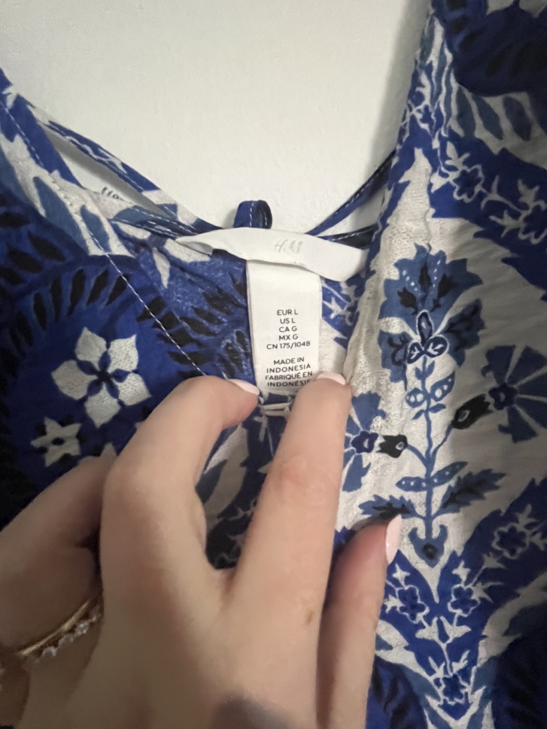 H&M Blue and White Floral Print Mini Dress Size Large - photo 2