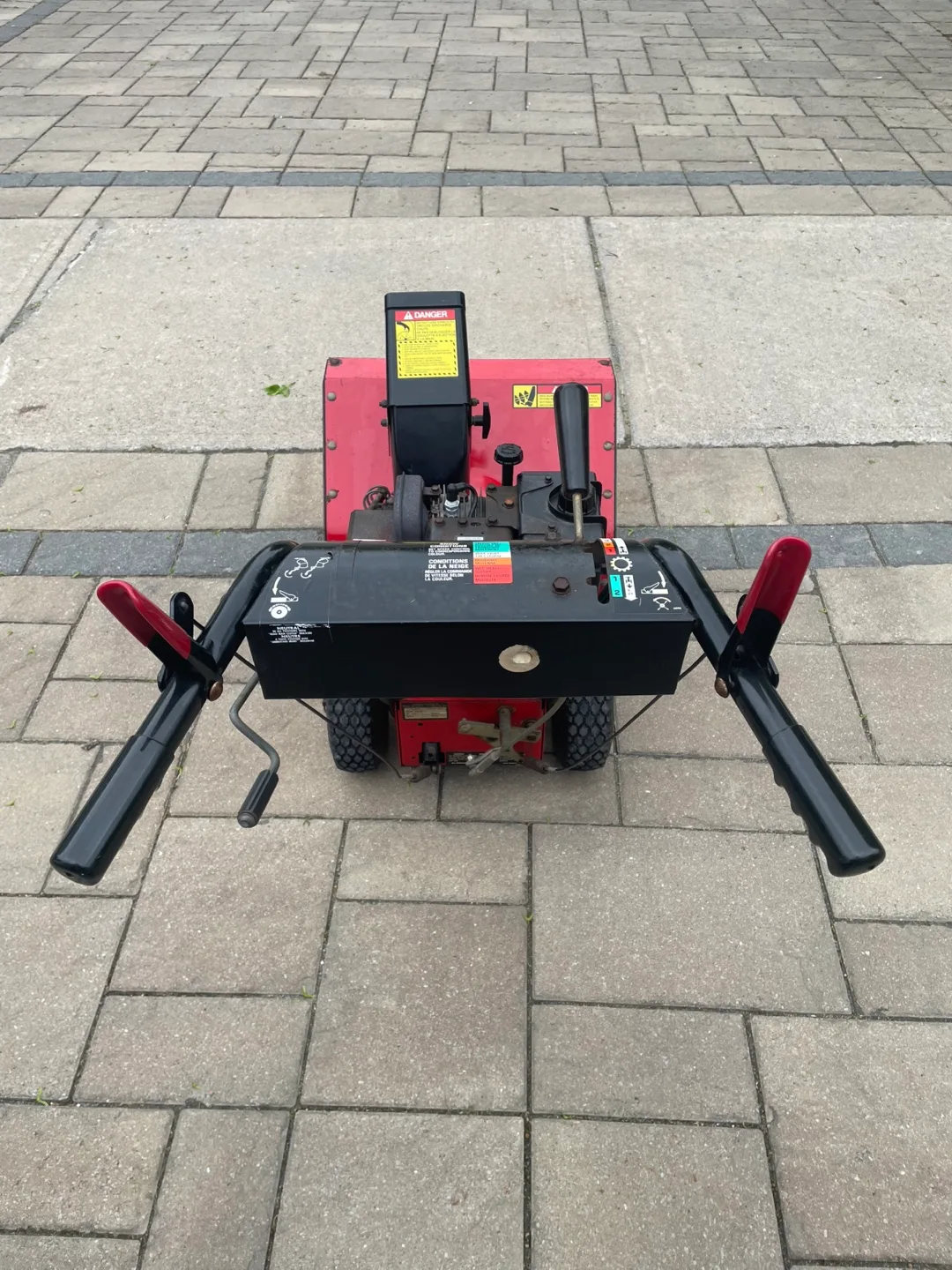 Ariens 523 Grand Prix 12-23 Snowblower image indicator(2)