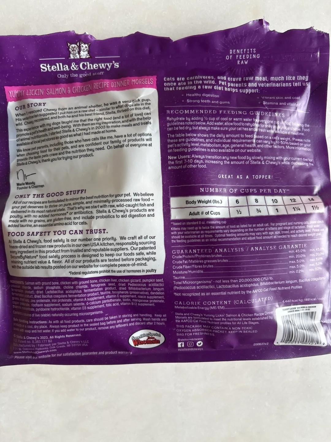 Salmon & Chicken Dinner Morsels for Cats image indicator(2)