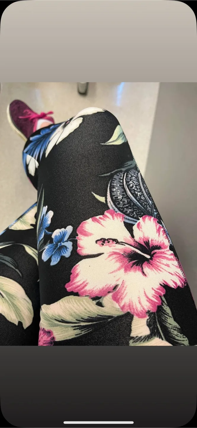 Floral Print Leggings with Pockets image indicator(2)