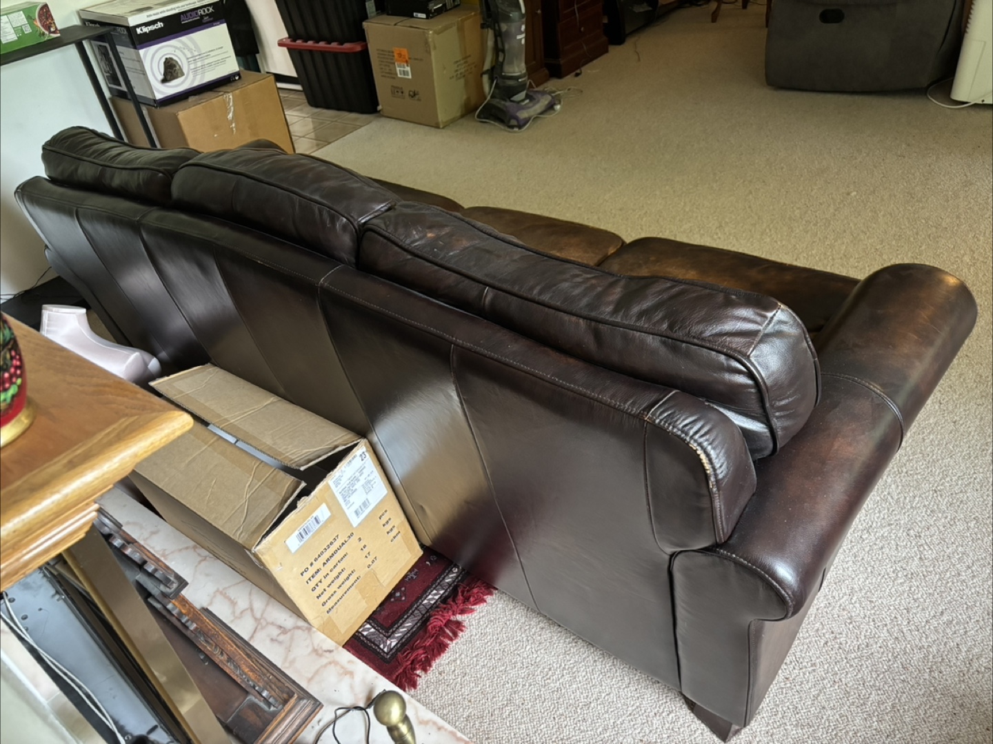Leather couch - 7 feet long - photo 3
